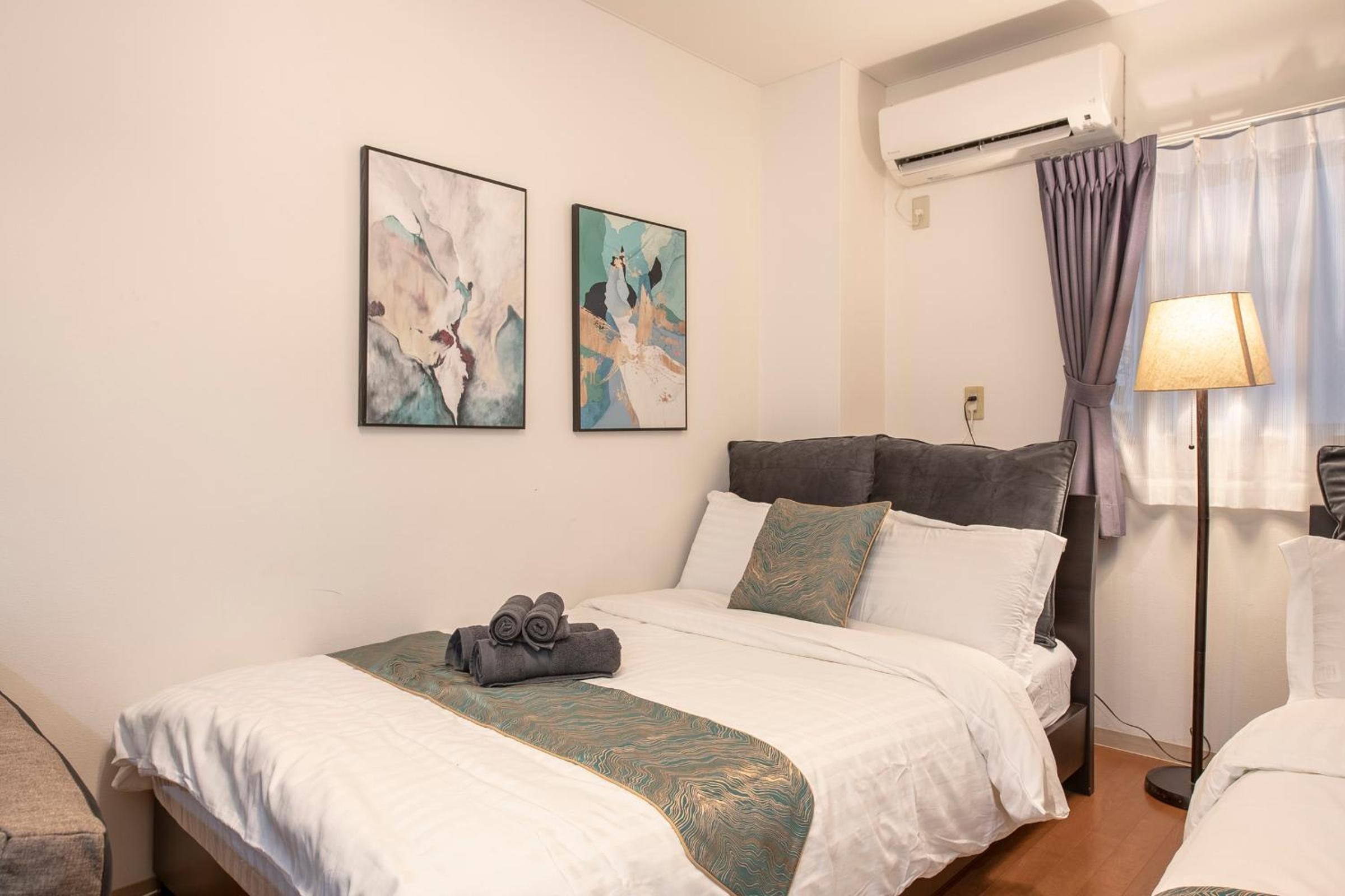 One-Bedroom Apartment photo 3