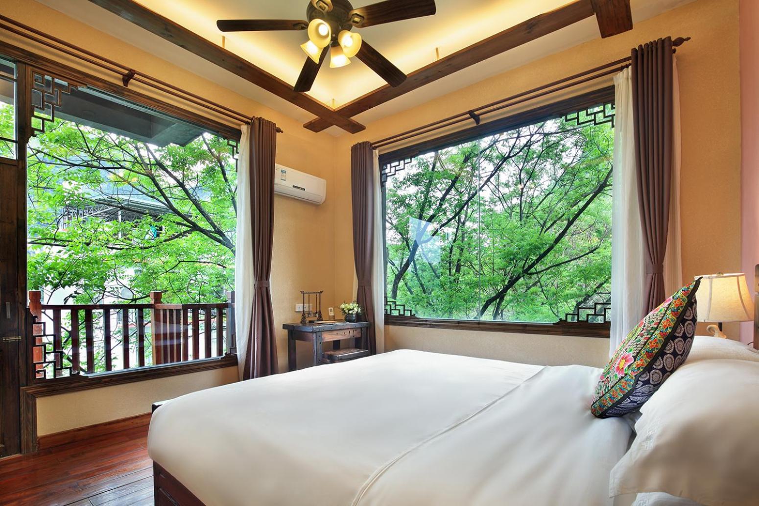 Deluxe Family Suite photo 2