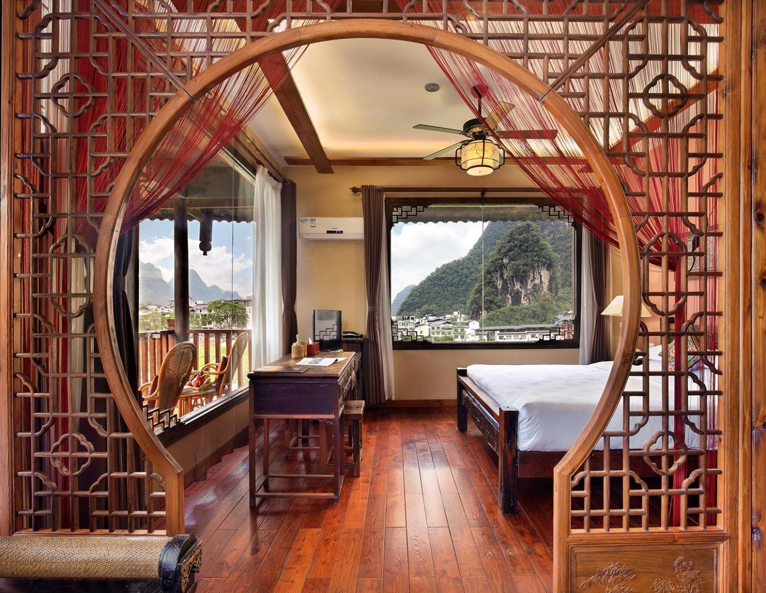 Superior King Bed Suite photo 2