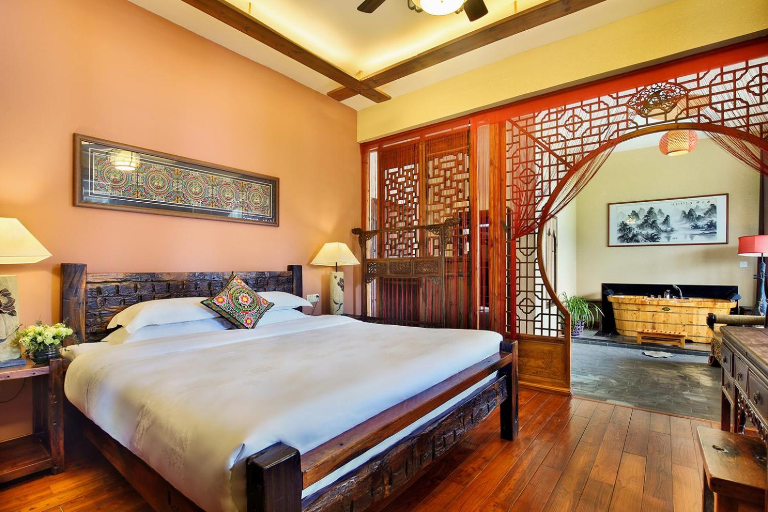 Superior King Bed Suite photo 1