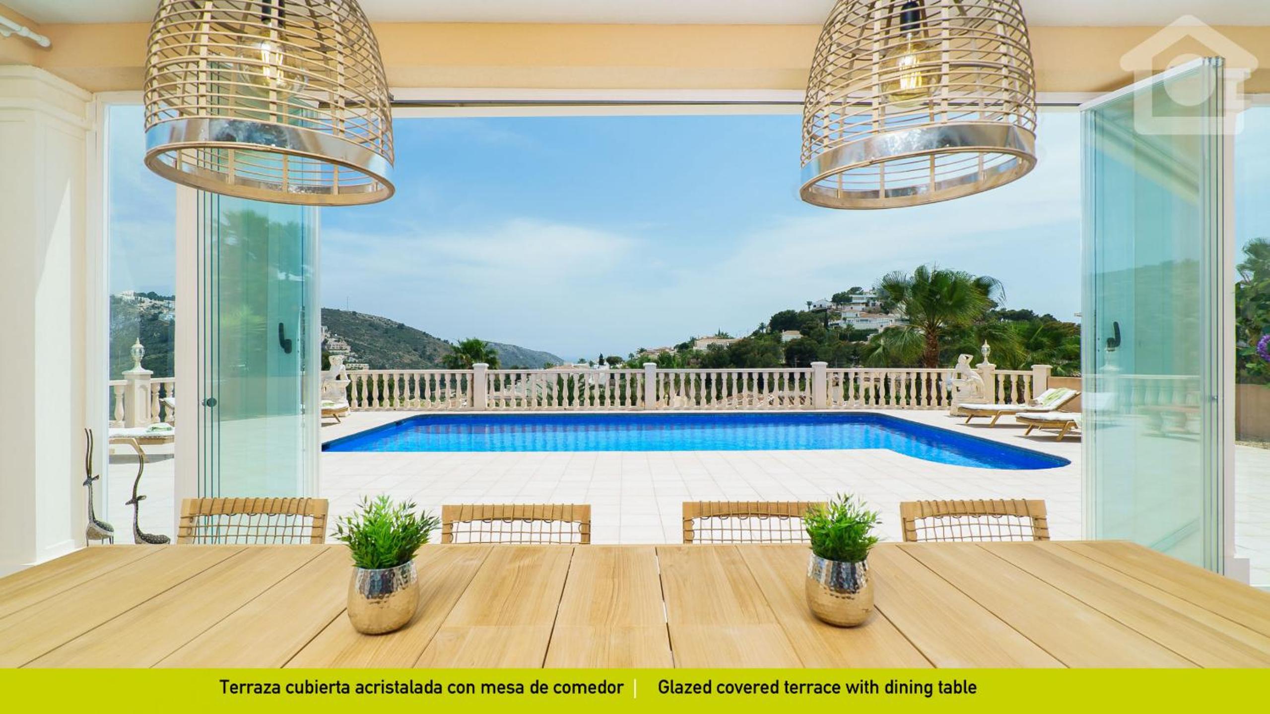 Villa photo 2