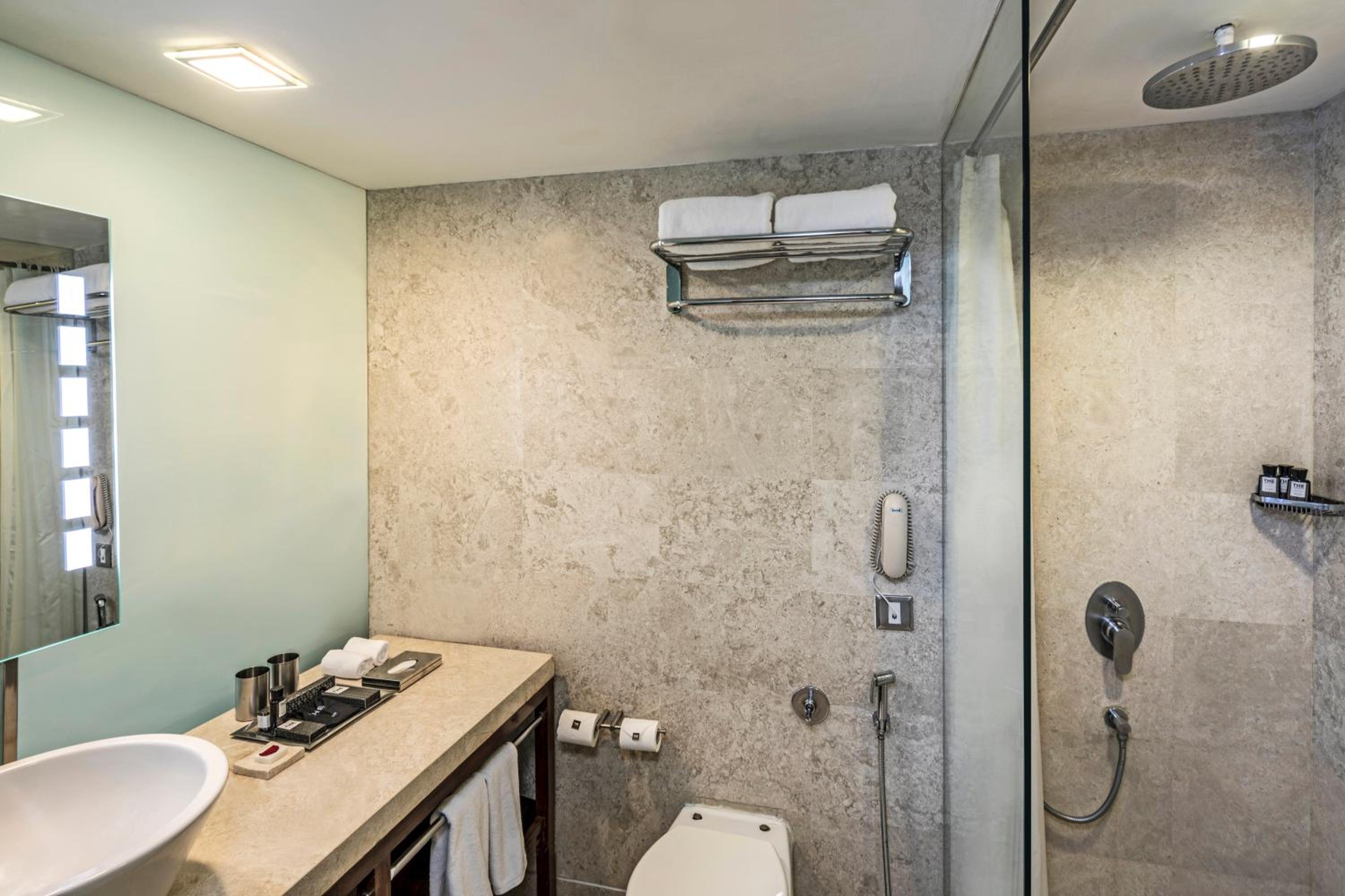 Residence Room (15% off on session of Spa and 15% off on Salon services ) - Photo 2