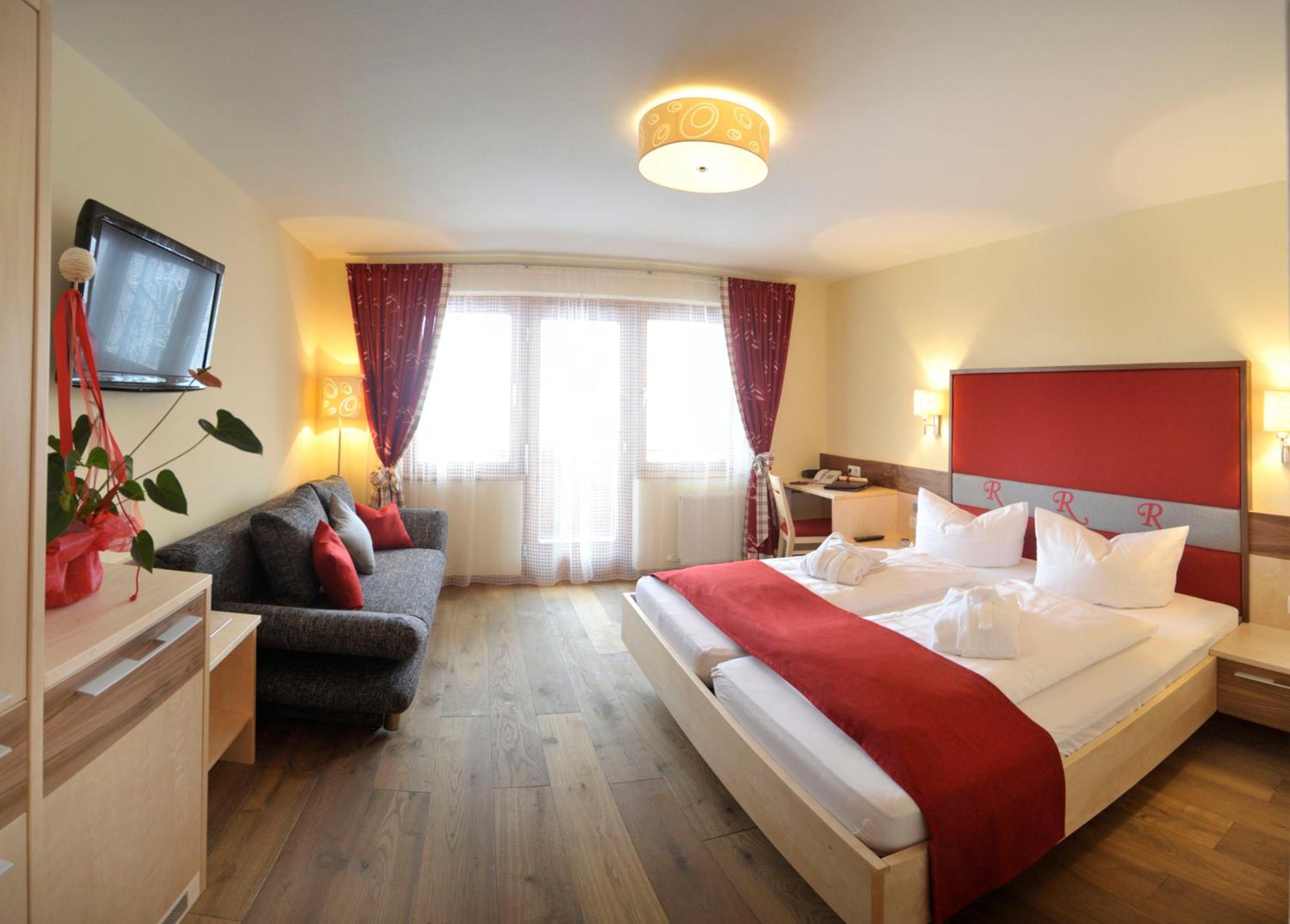 Double Room - Photo 36