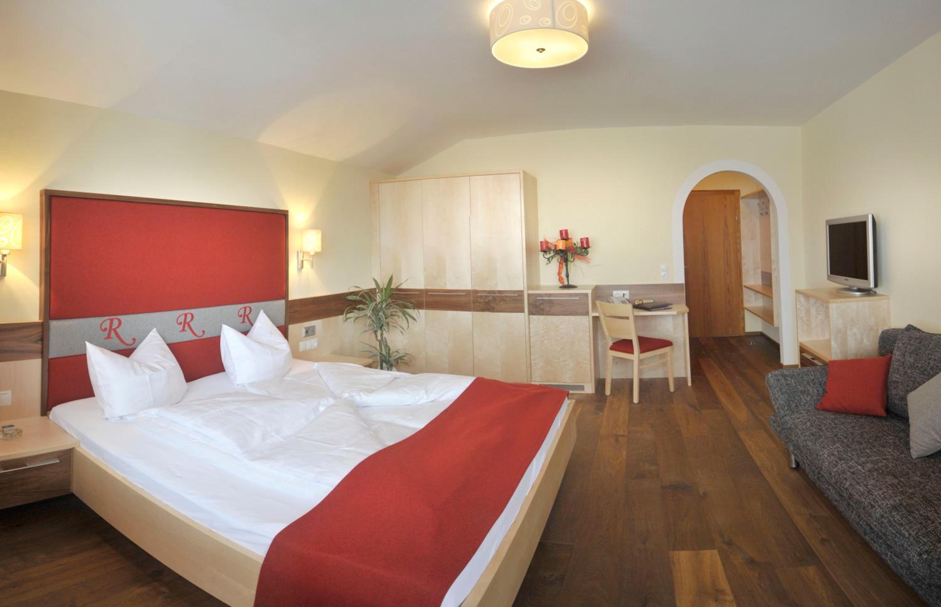 Double Room - Photo 15