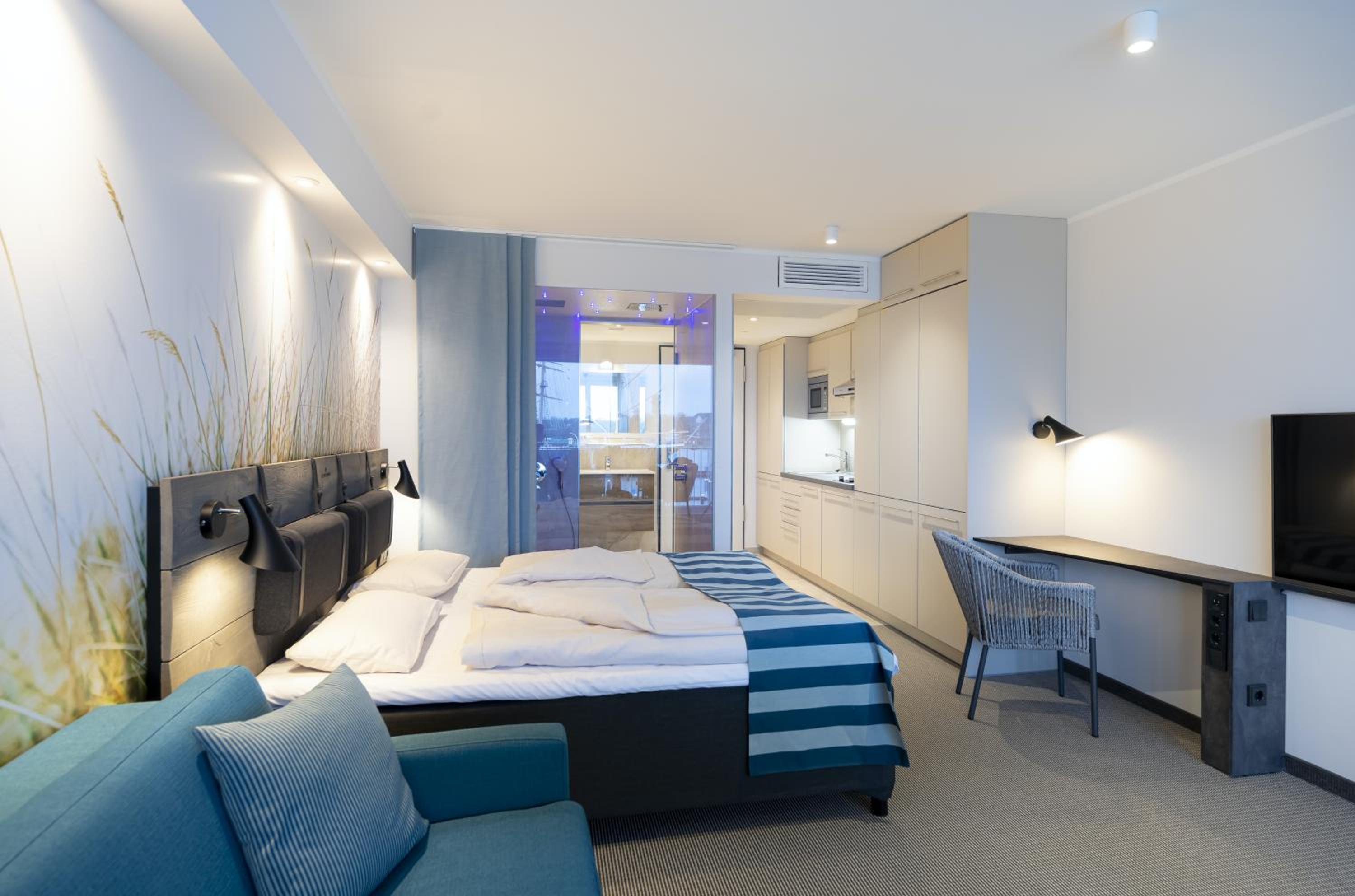 Superior Double Room with Water View