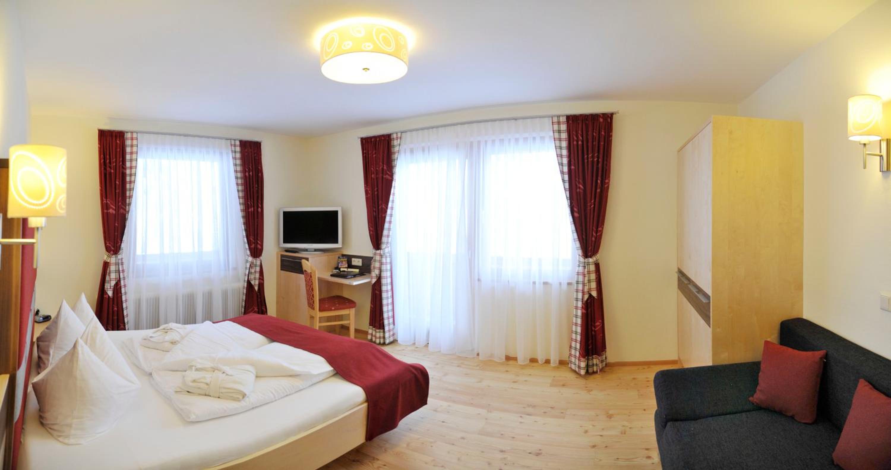 Double Room - Photo 10
