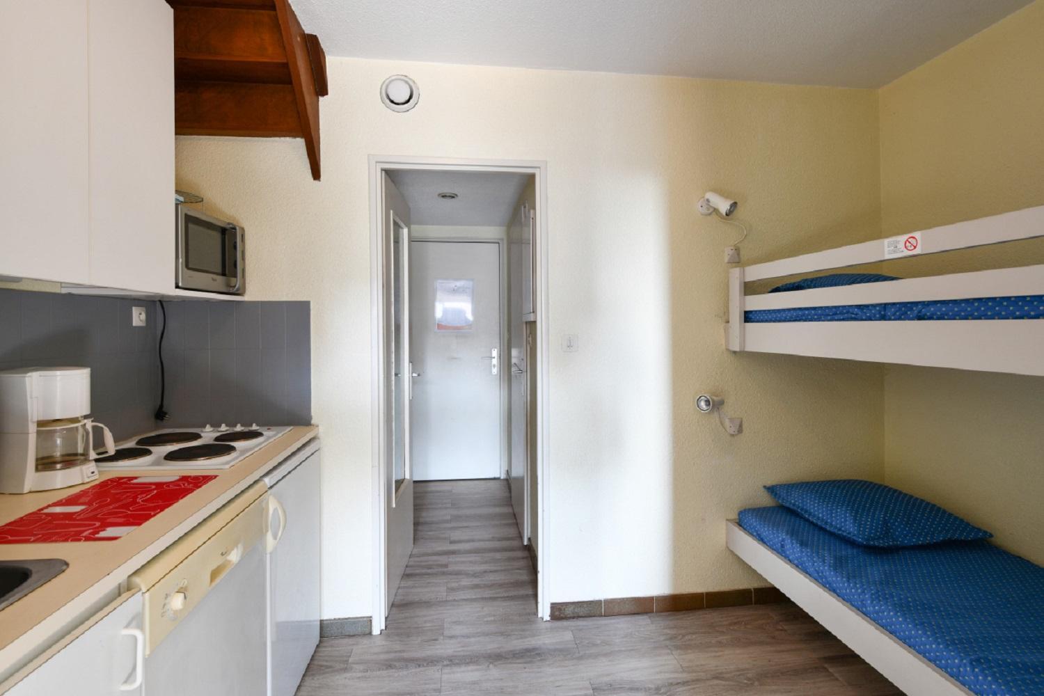 Comfort one-bedroom Apartment (6 people) - split level photo 2