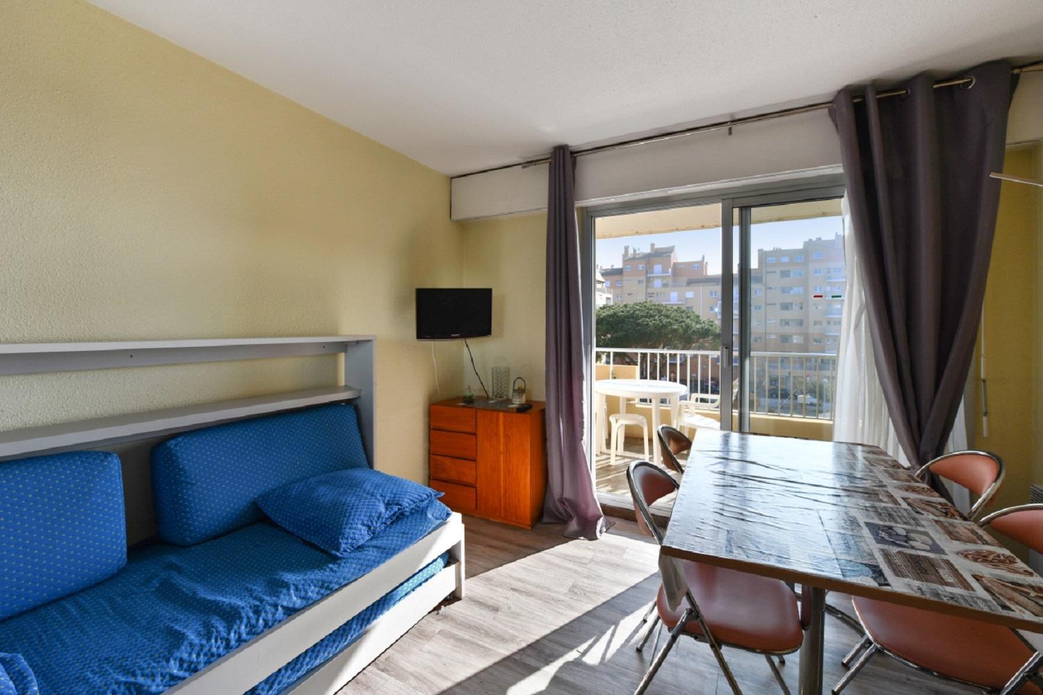 Comfort one-bedroom Apartment (6 people) - split level photo 1