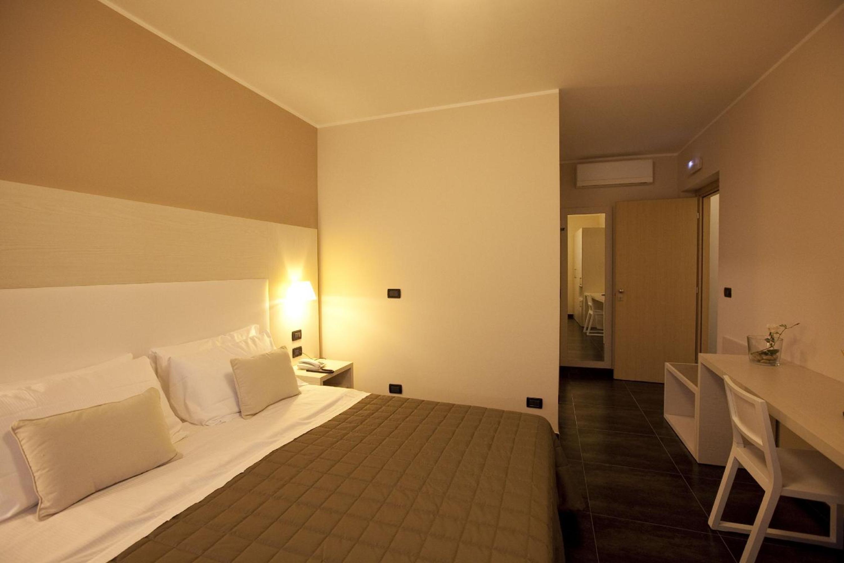 Single Room photo 1
