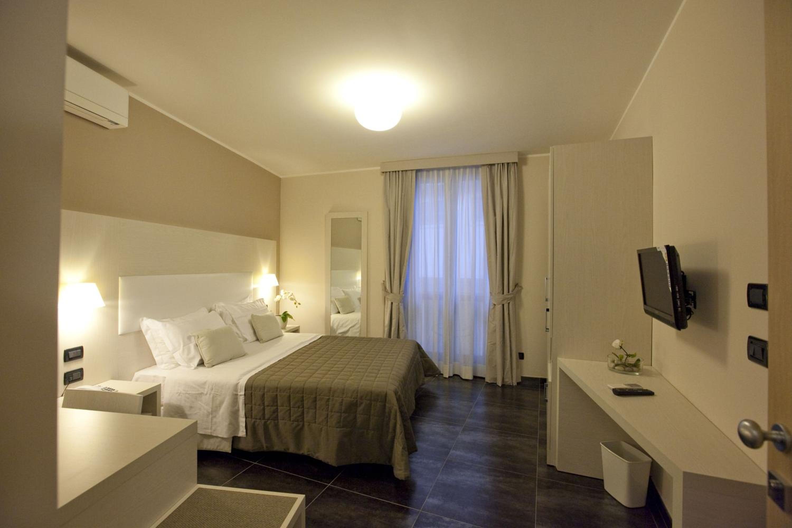 Double Room photo 2