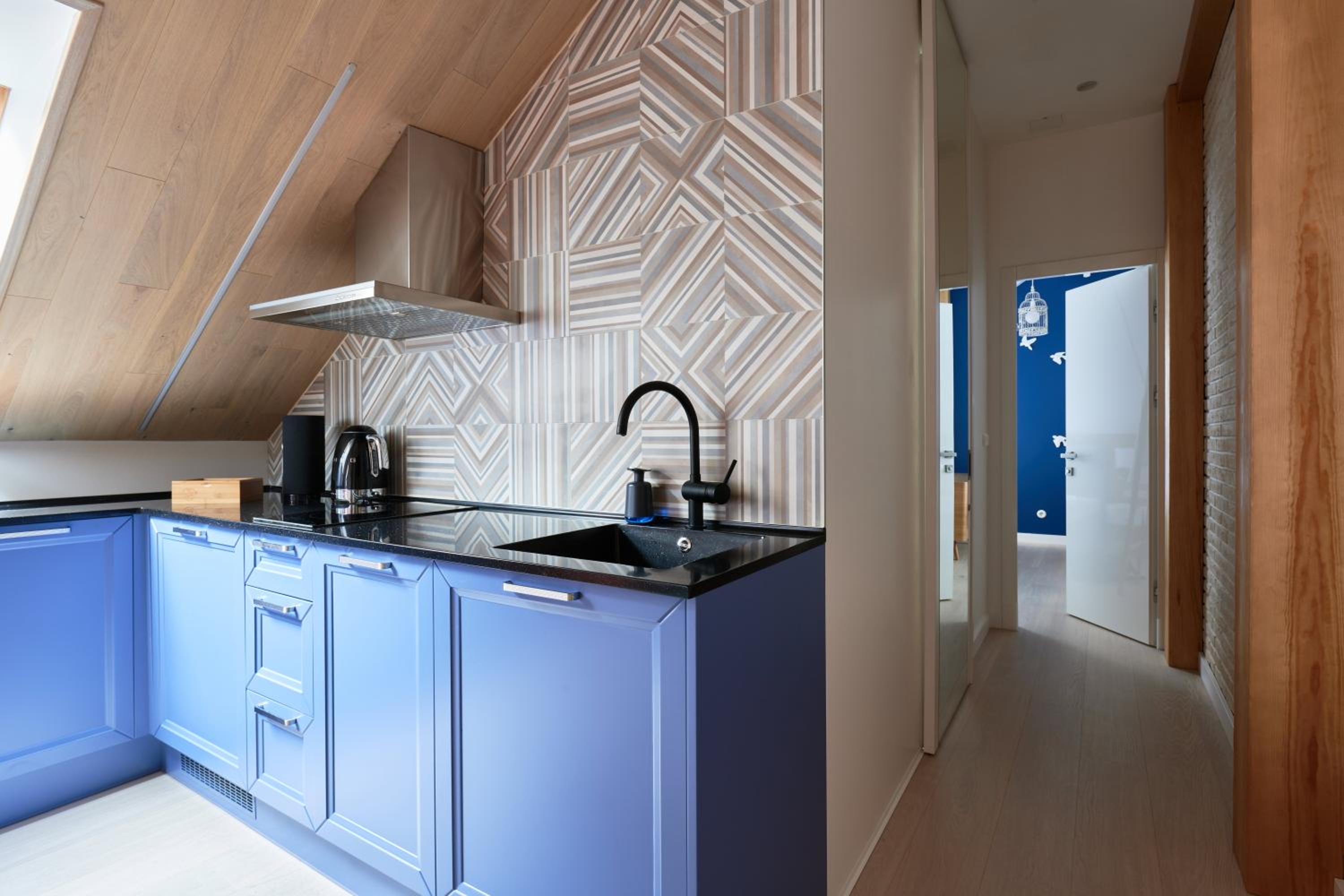 Apartment with Terrace - Photo 12