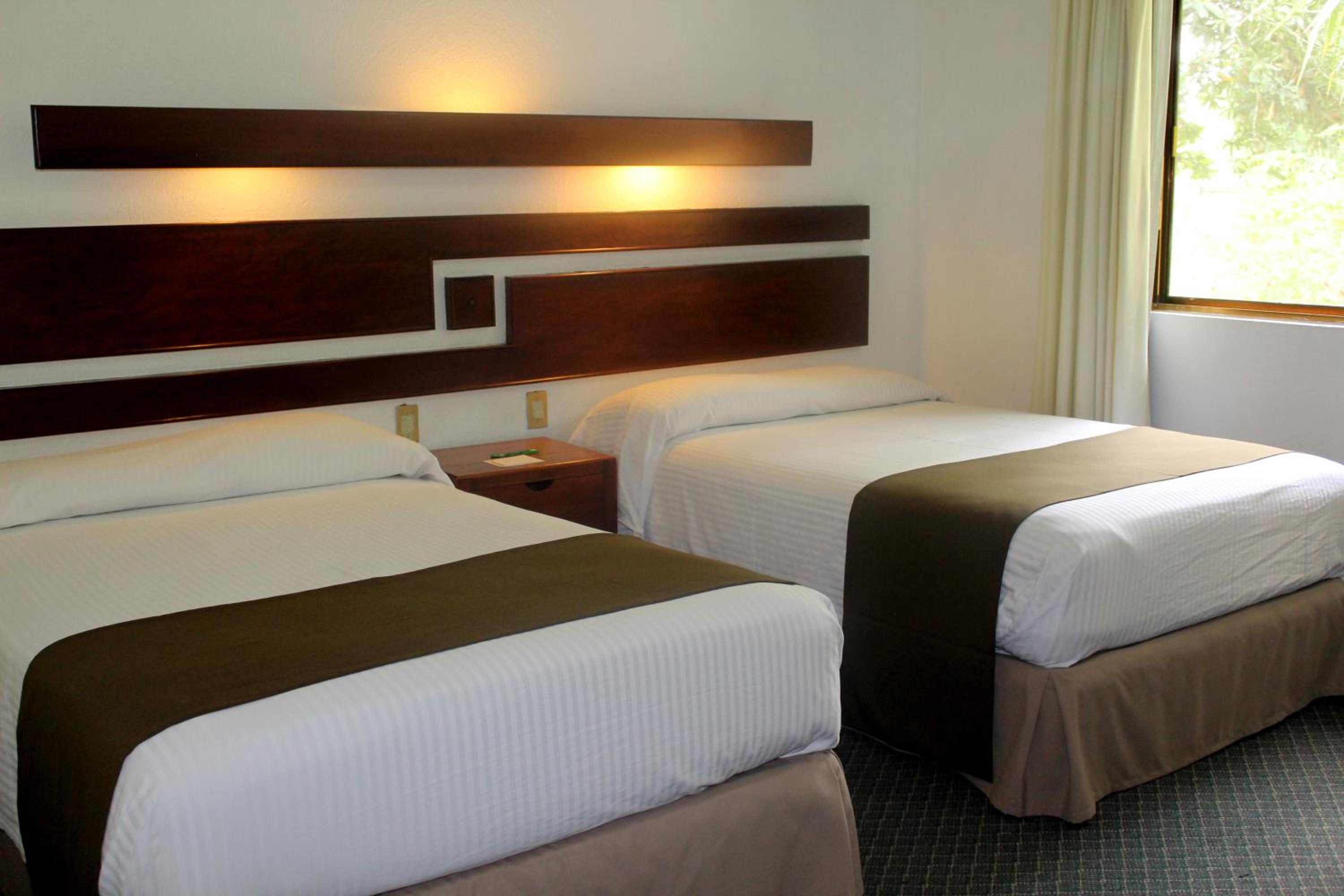 Double Room - Photo 2