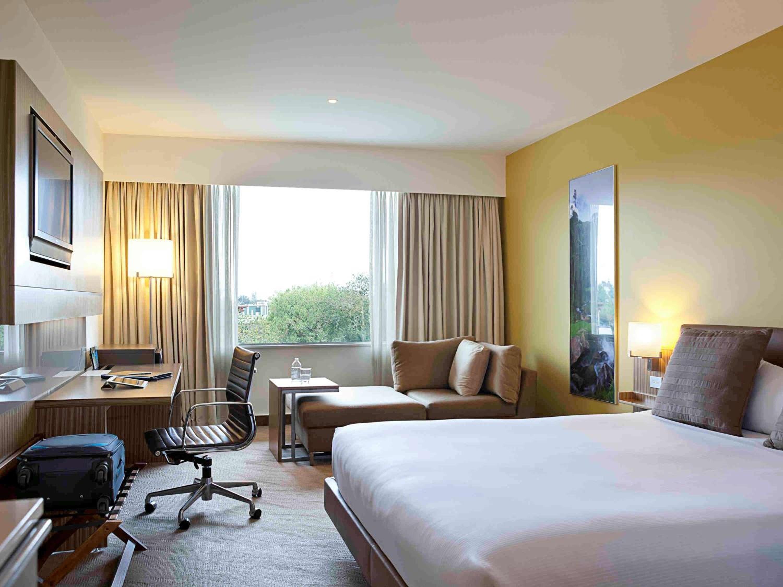 Executive King Room - Photo 3
