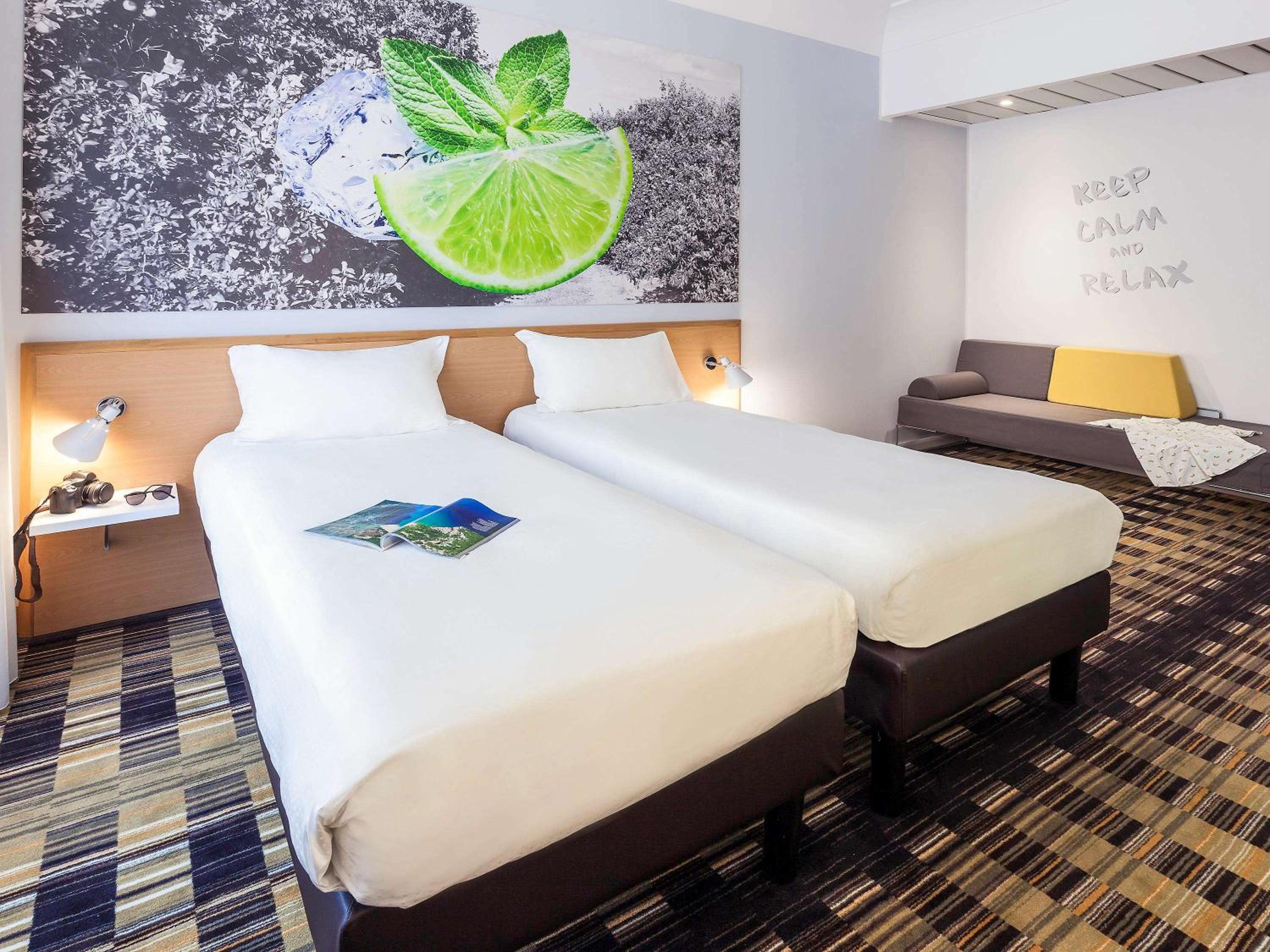 Standard Room With Three Single Beds