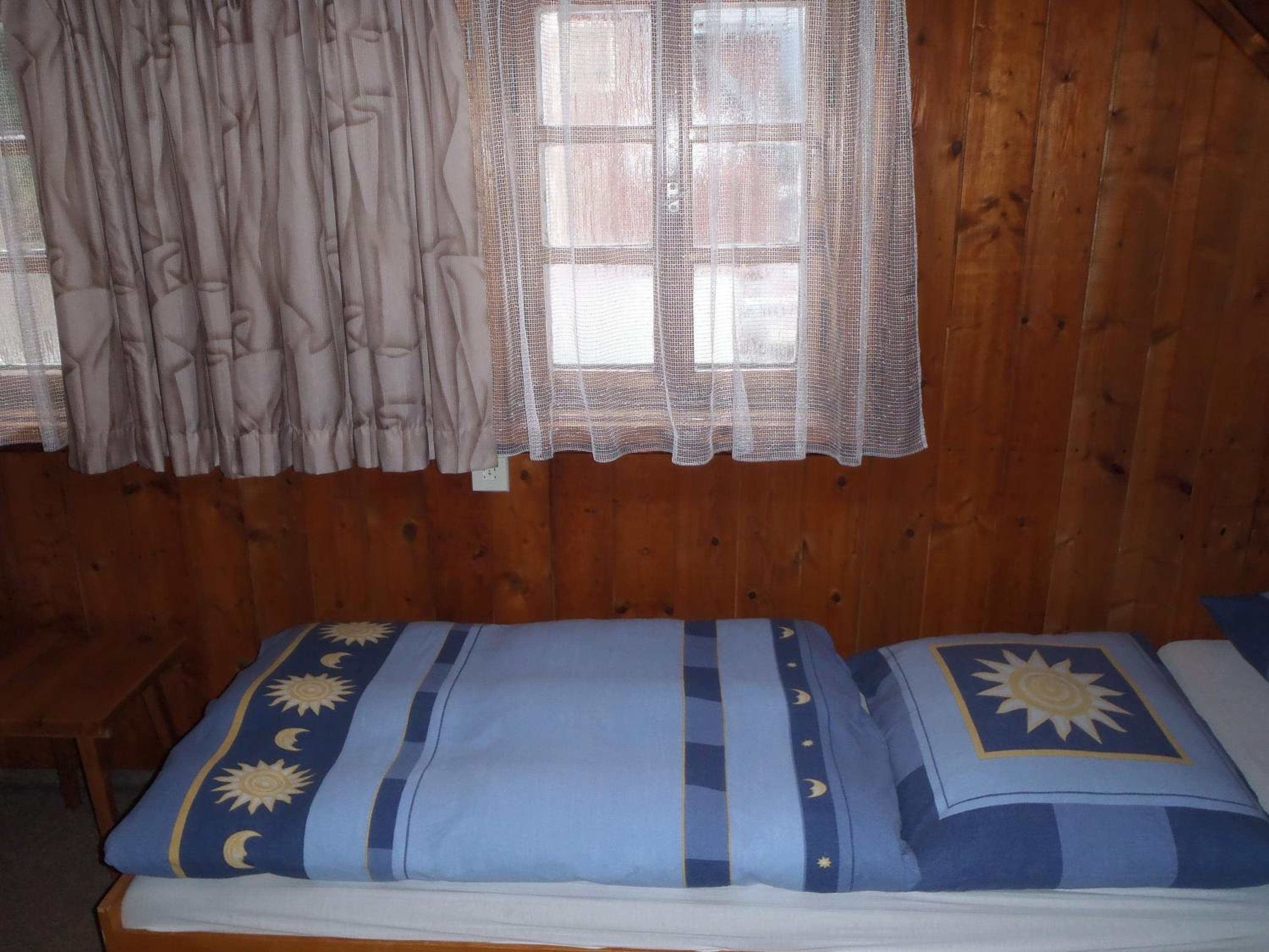 Quadruple Room with Shared Bathroom photo 2