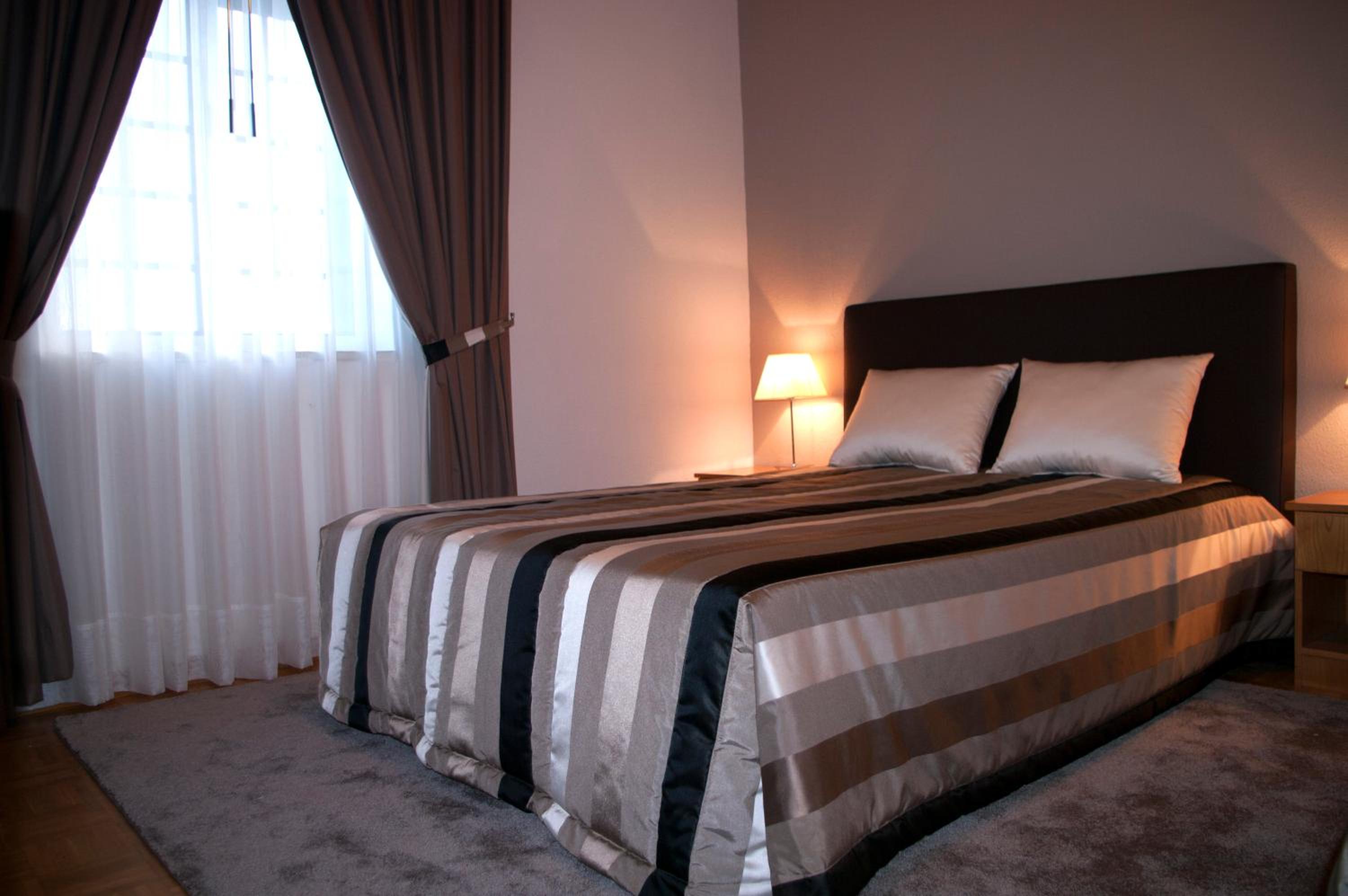 Suite - Photo 6