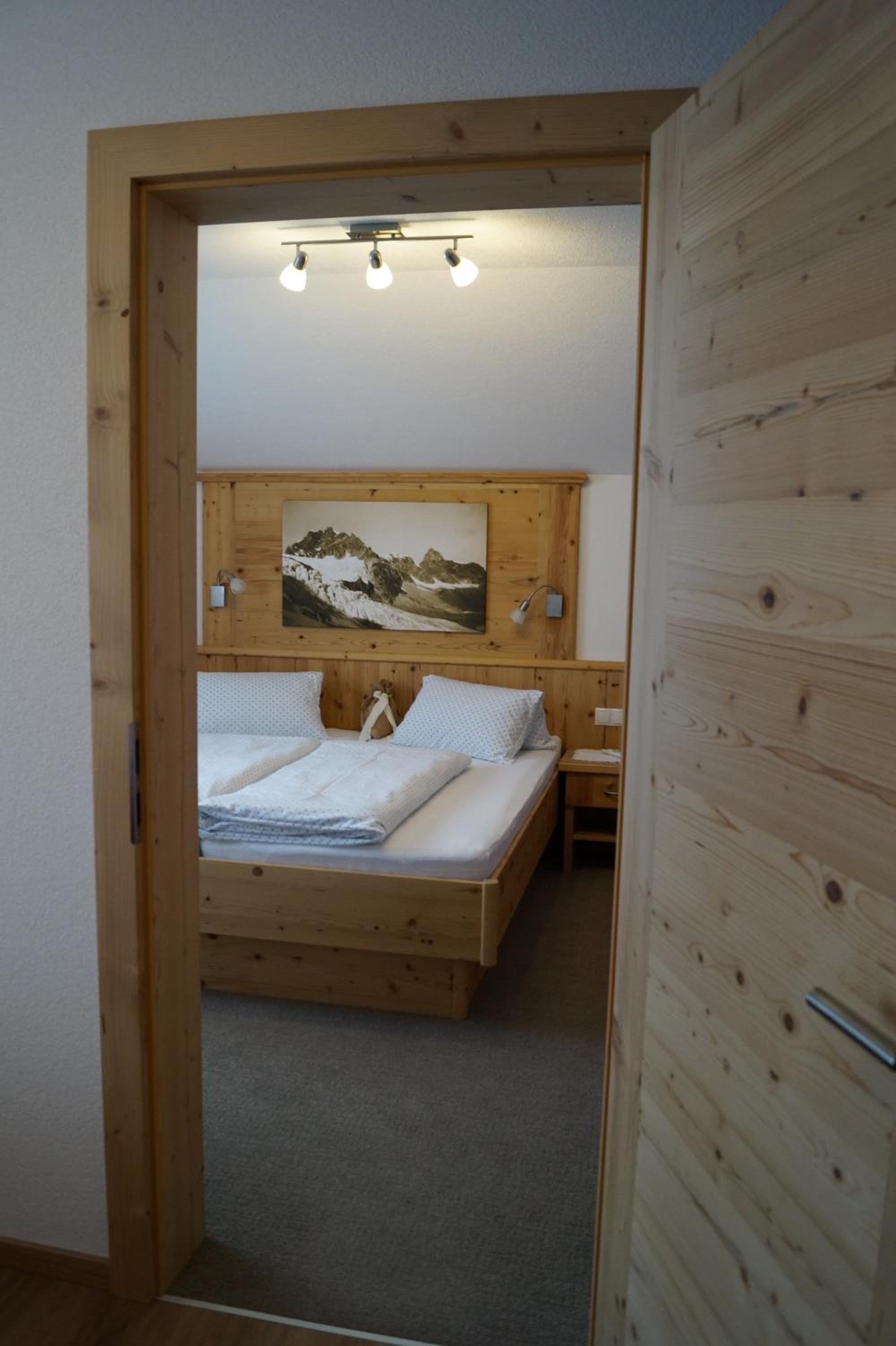 One-Bedroom Apartment (2 Adults) photo 2