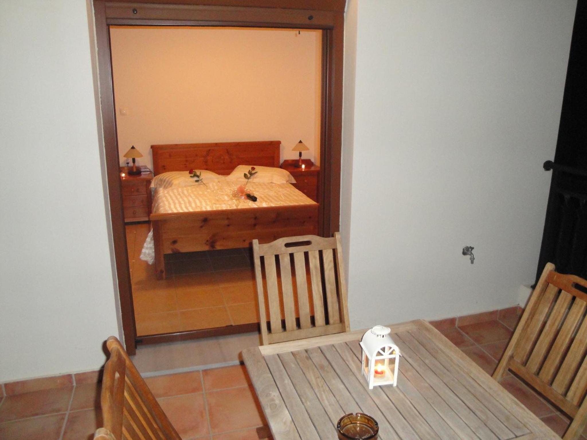 Studio (4 Adults) - Photo 2