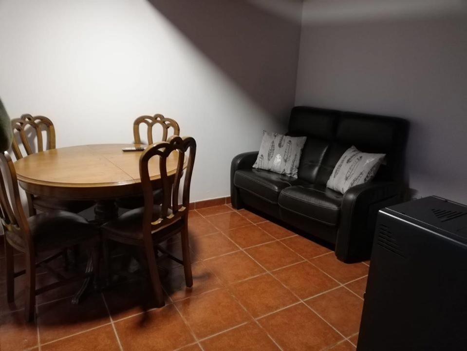 Two-Bedroom House - Photo 21