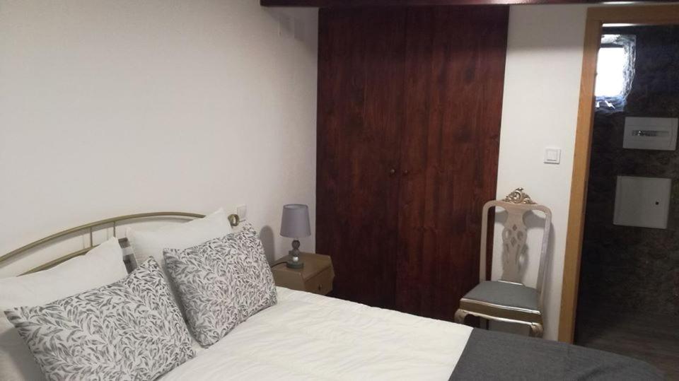 Two-Bedroom House - Photo 1