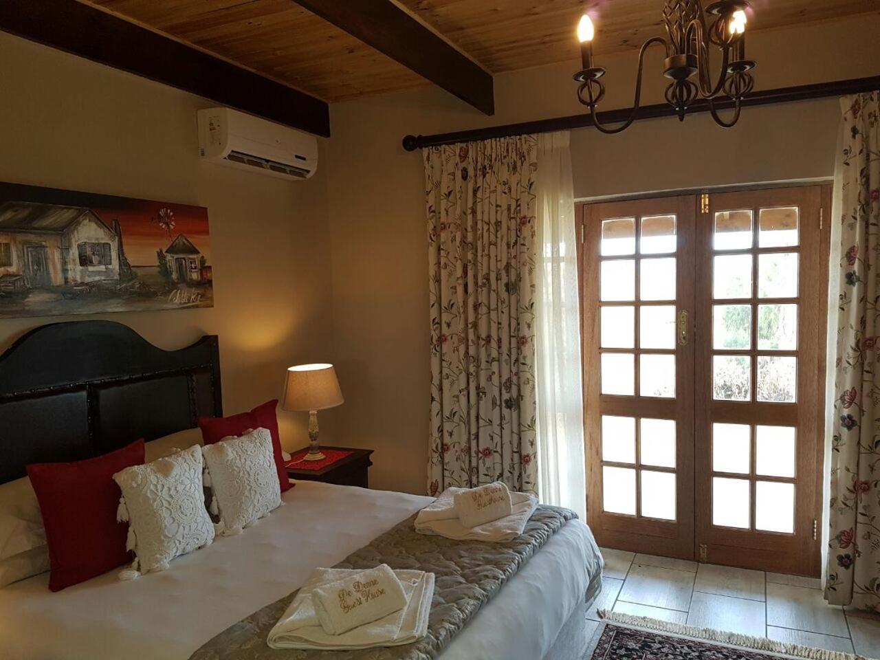 room-image