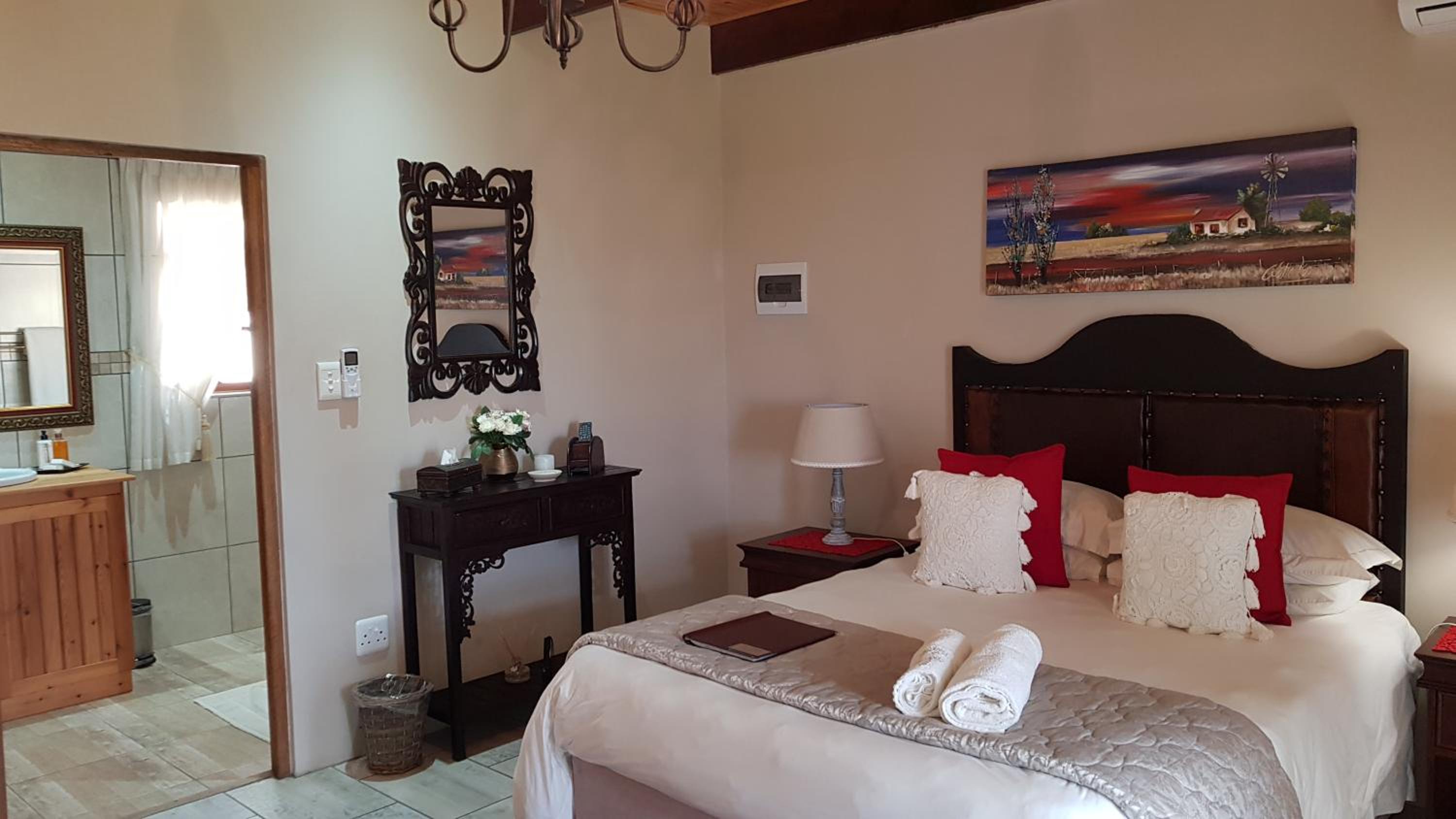Standard Suite - Photo 4