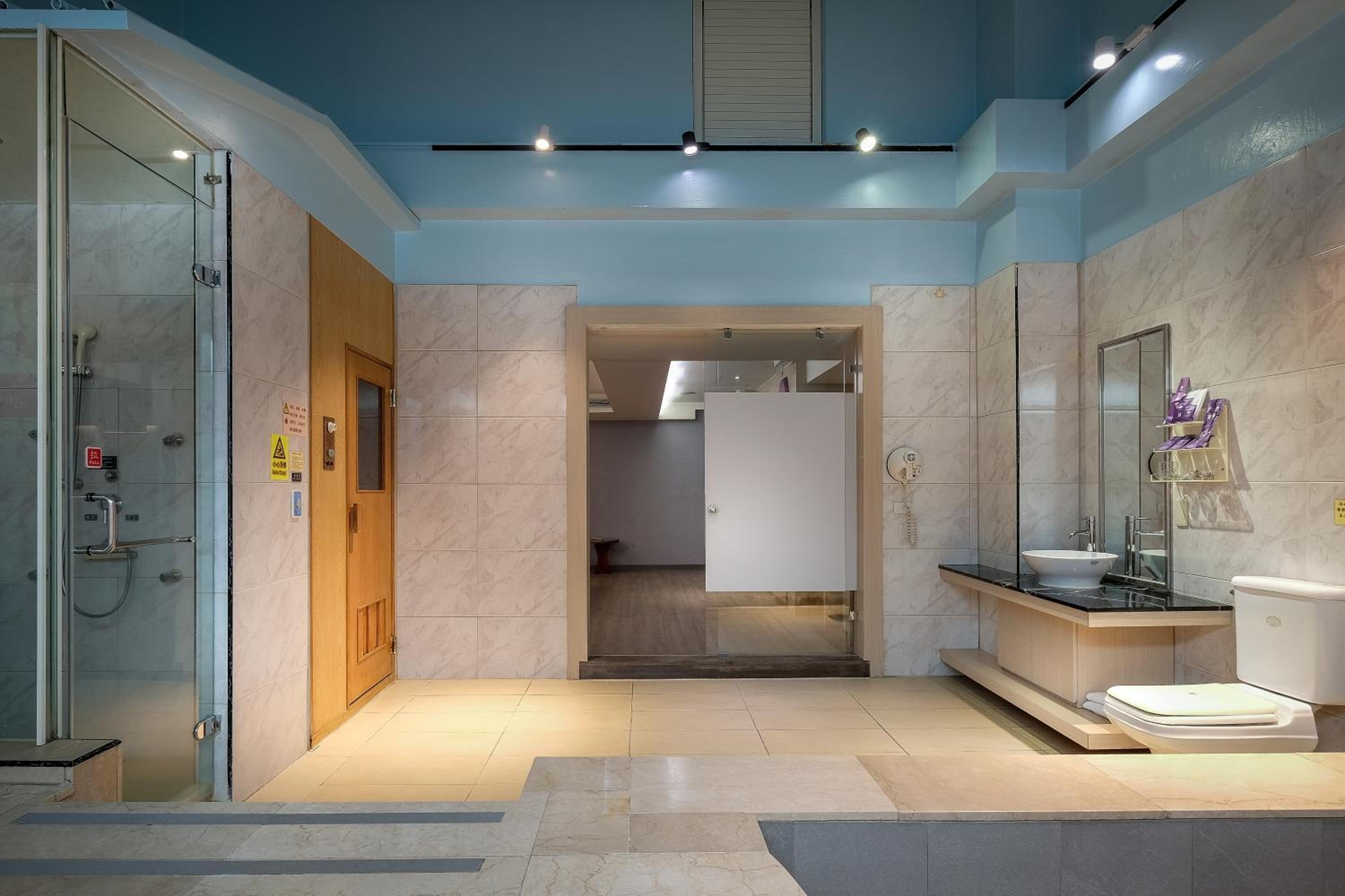 Superior Twin Room - Photo 6