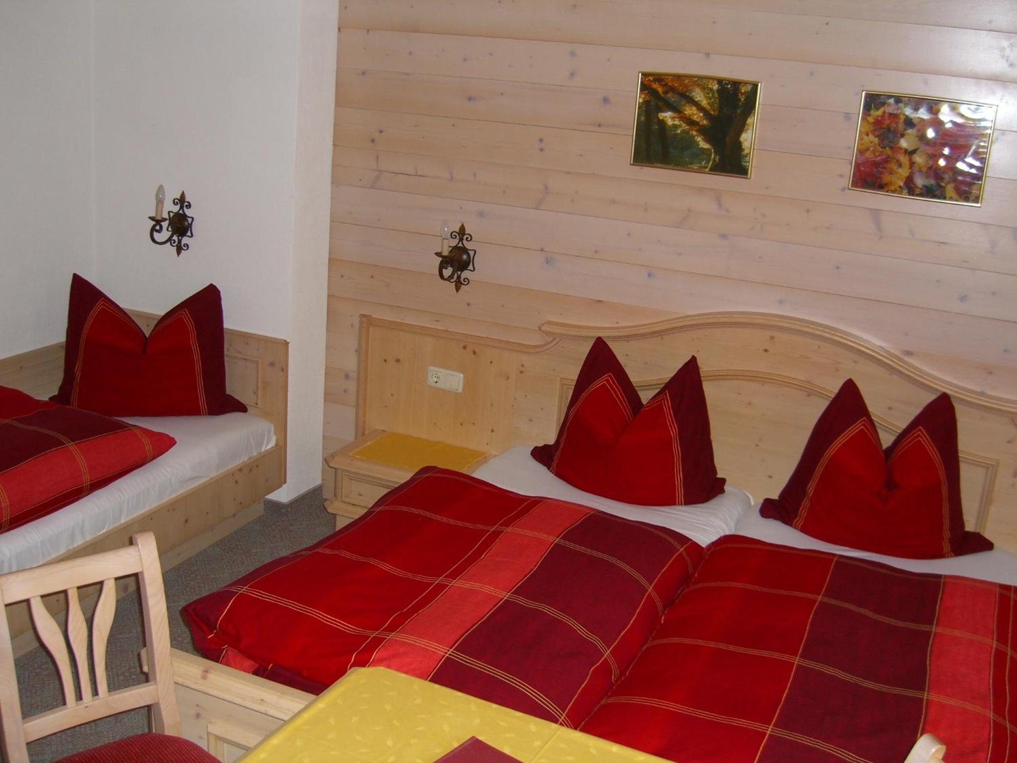 Standard Triple Room with Balcony photo 2