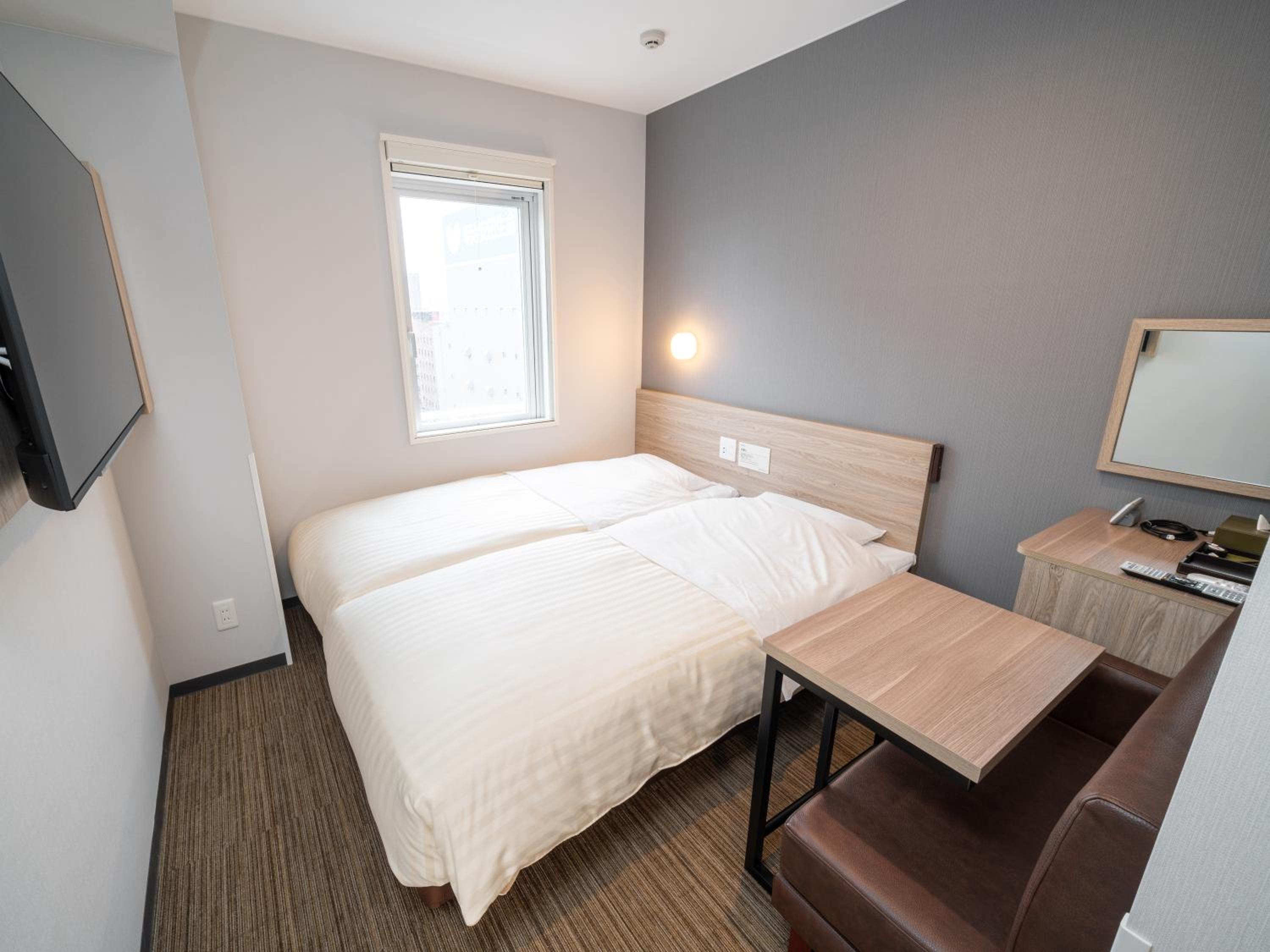 Economy Twin Room photo 1