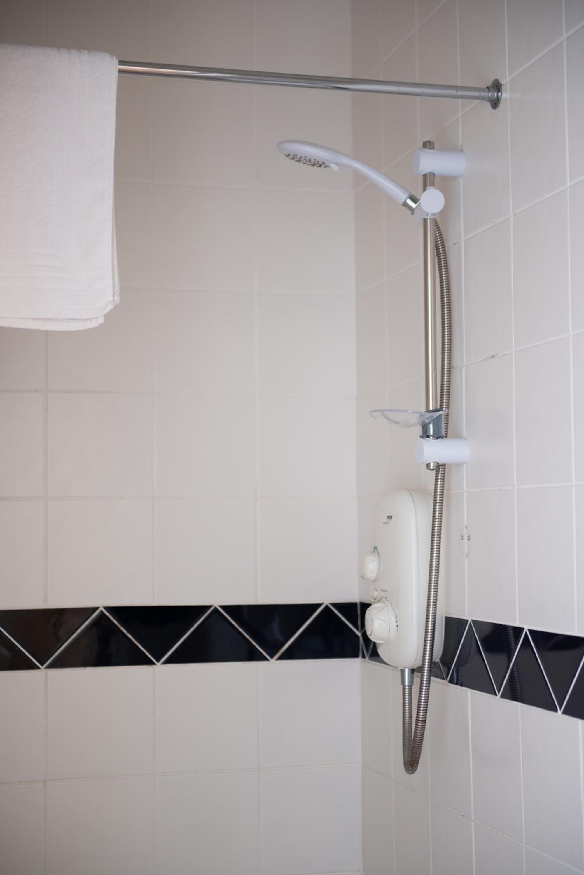 Laurel Apartment - Photo 7