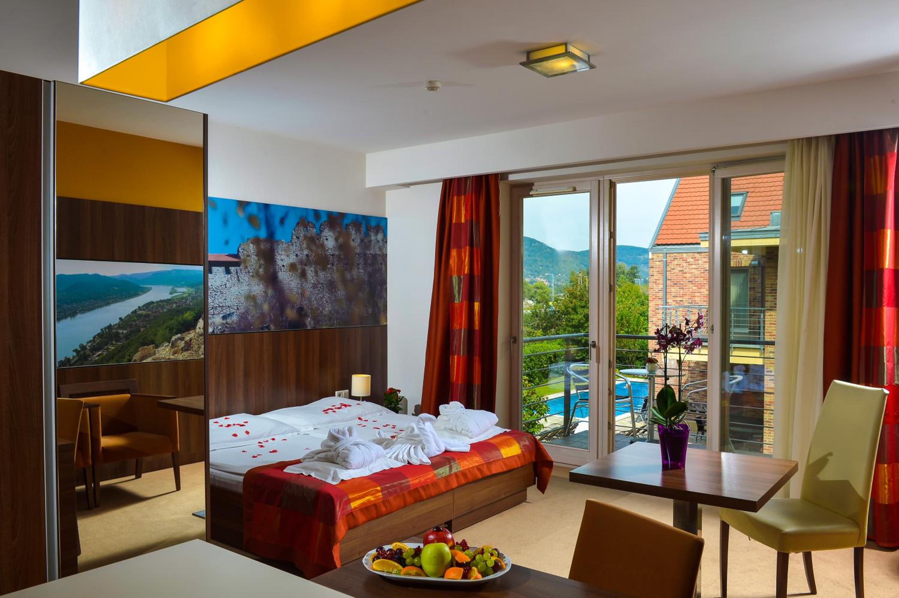 Superior Double or Twin Room with Terrace