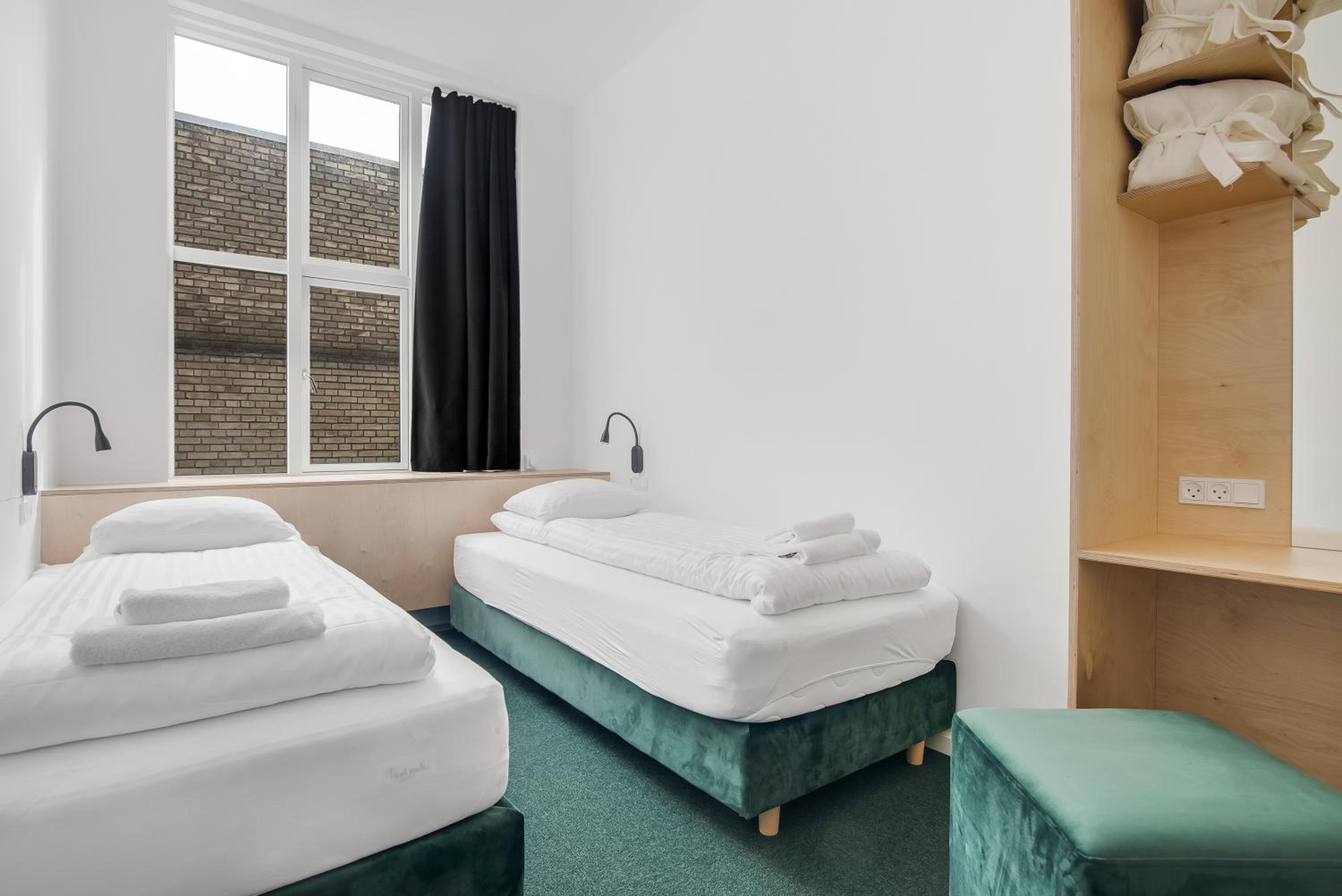 Double Or Twin Room With Shared Bathroom photo 1