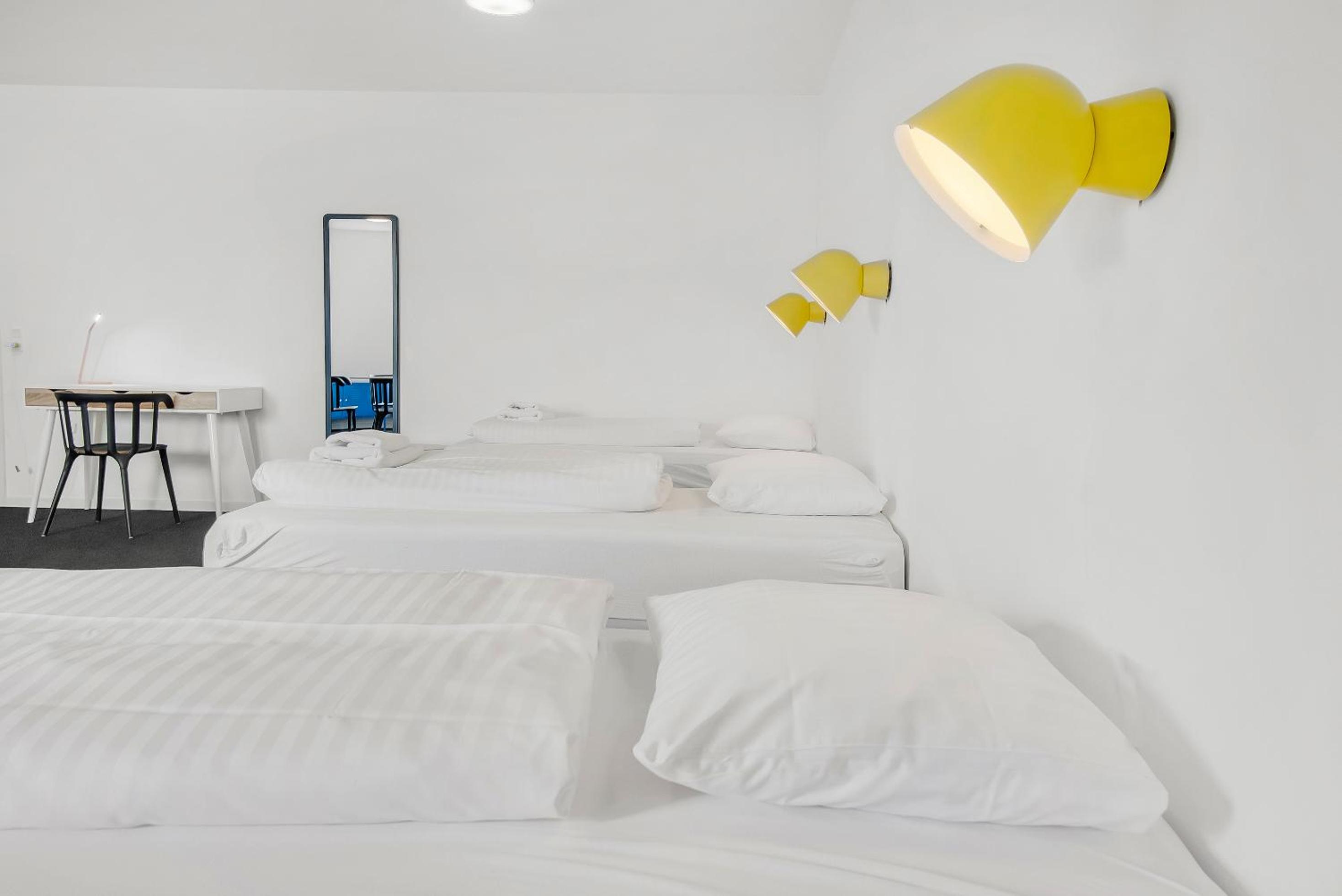 Quadruple Room With Shared Bathroom photo 1