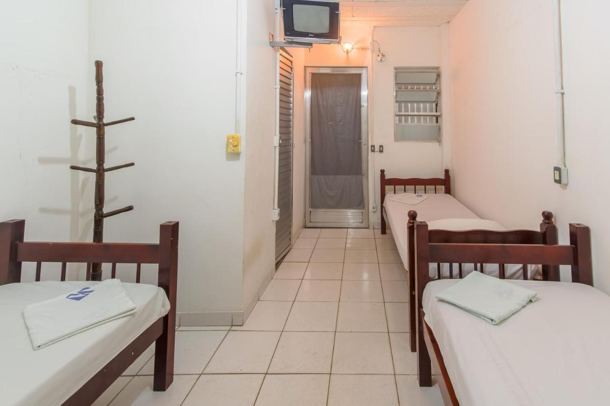Triple Room with Private Bathroom photo 1