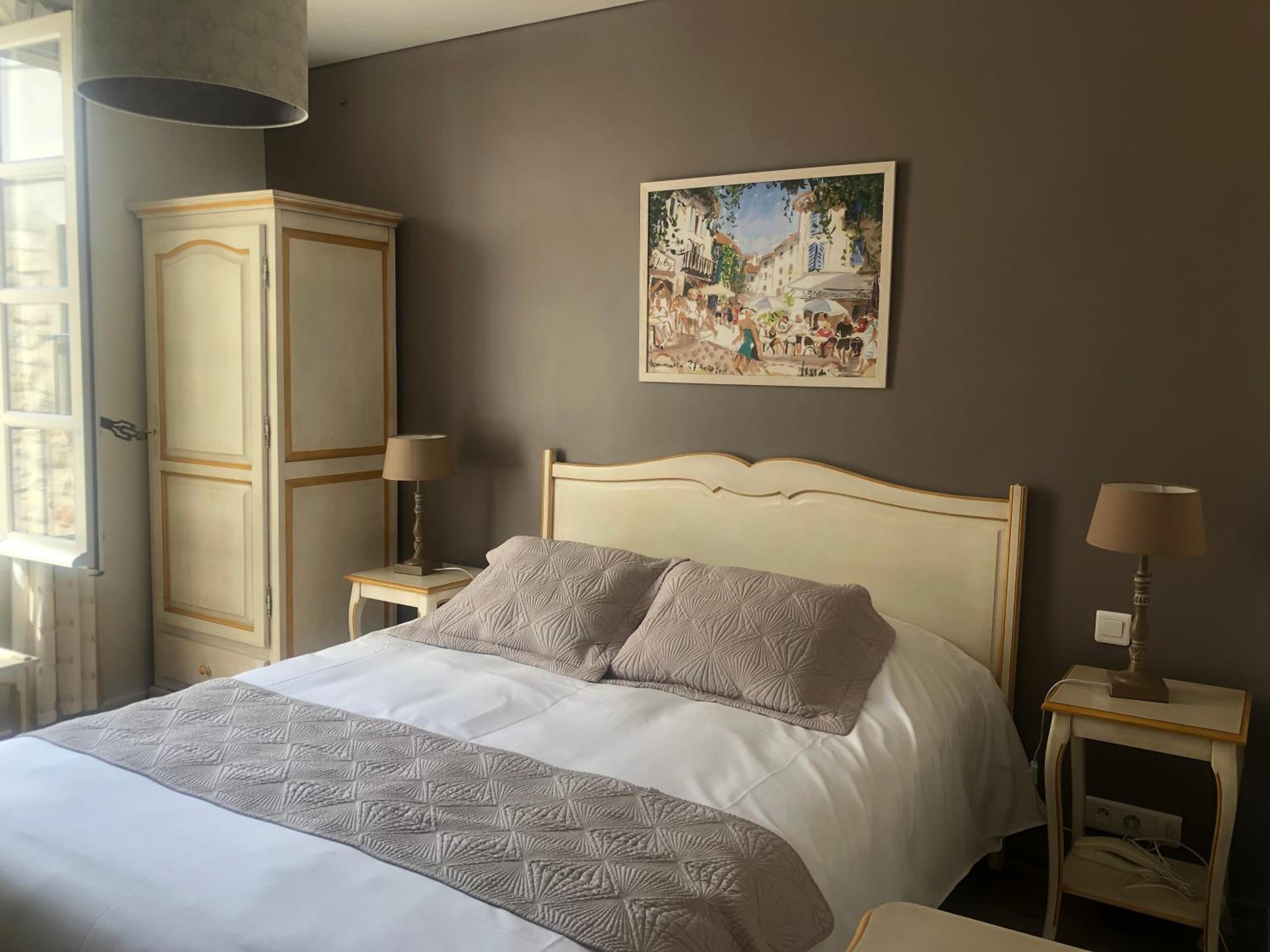 Double Room - Photo 16