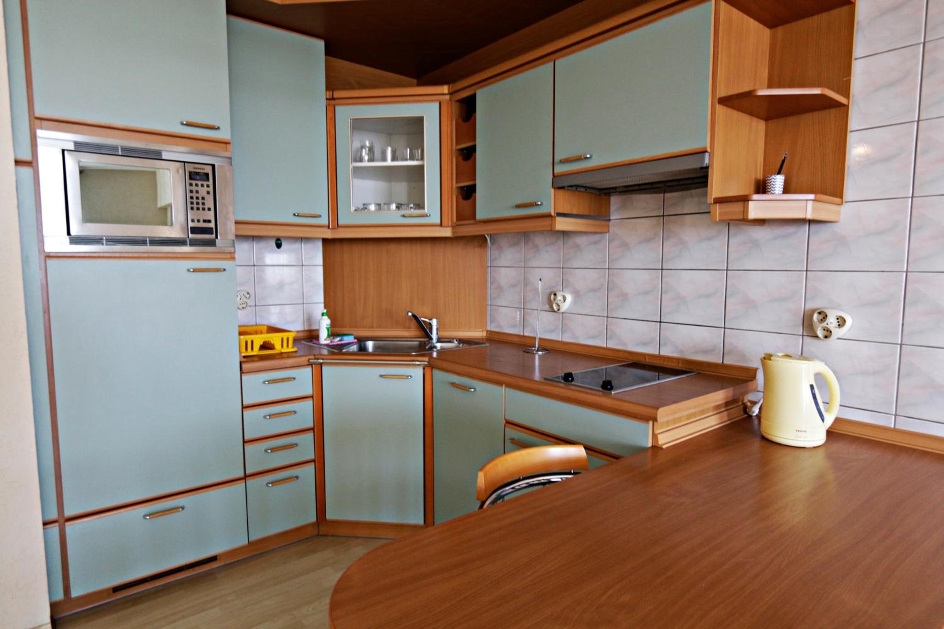 One-Bedroom Apartment with Side Sea View photo 2