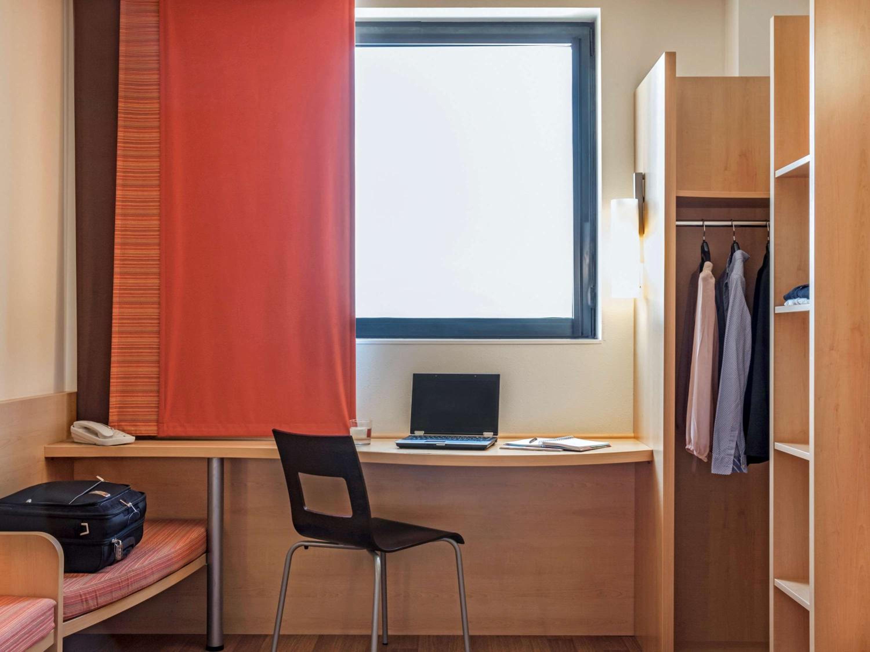 Double Room - Photo 4