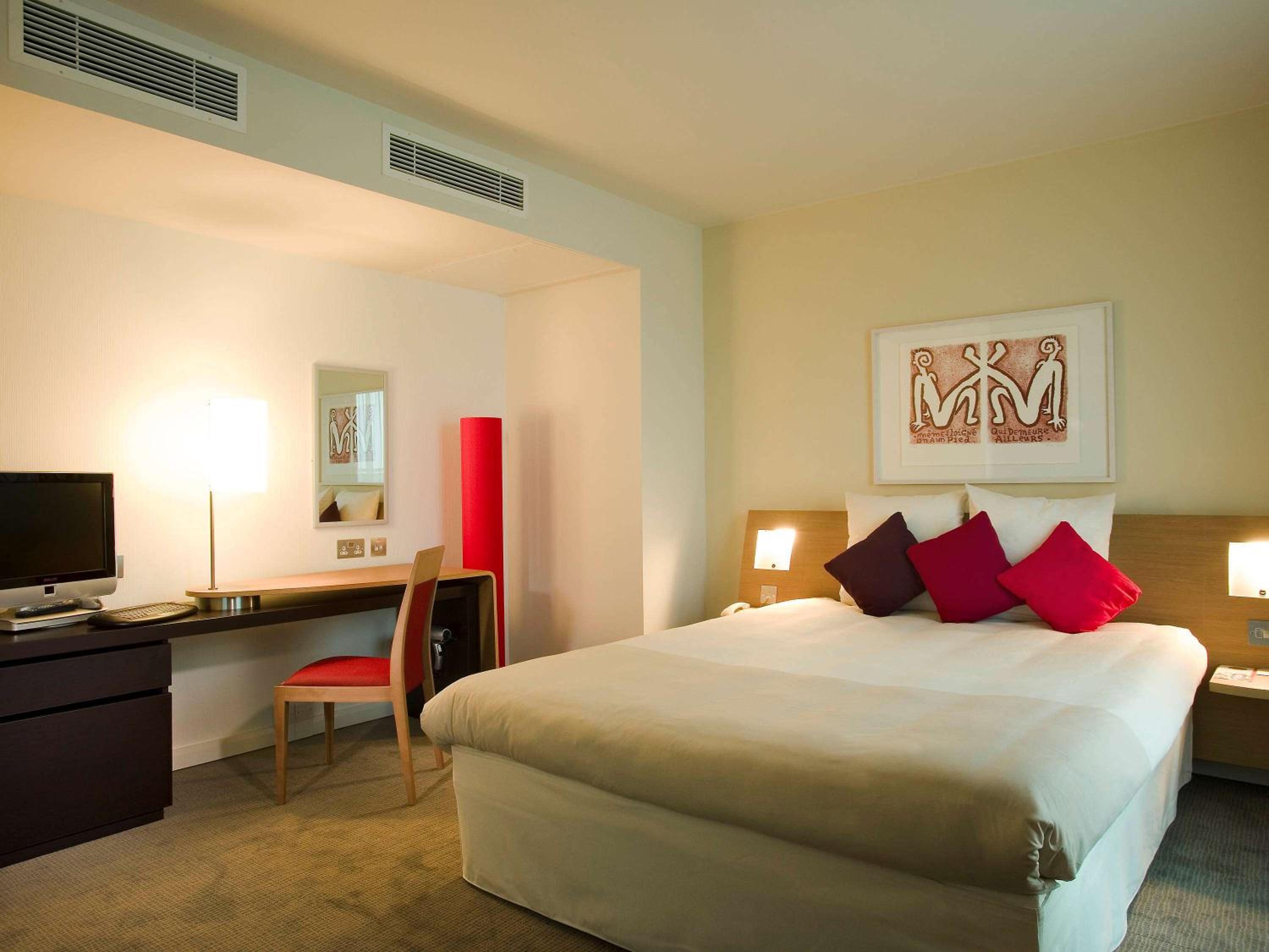Executive Room - Photo 1