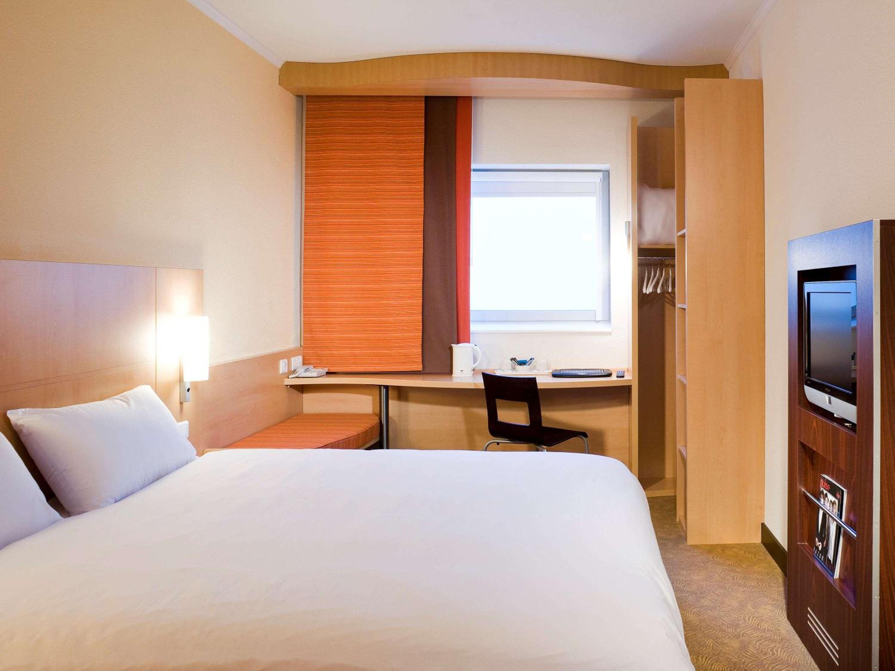 Double Room - Photo 16