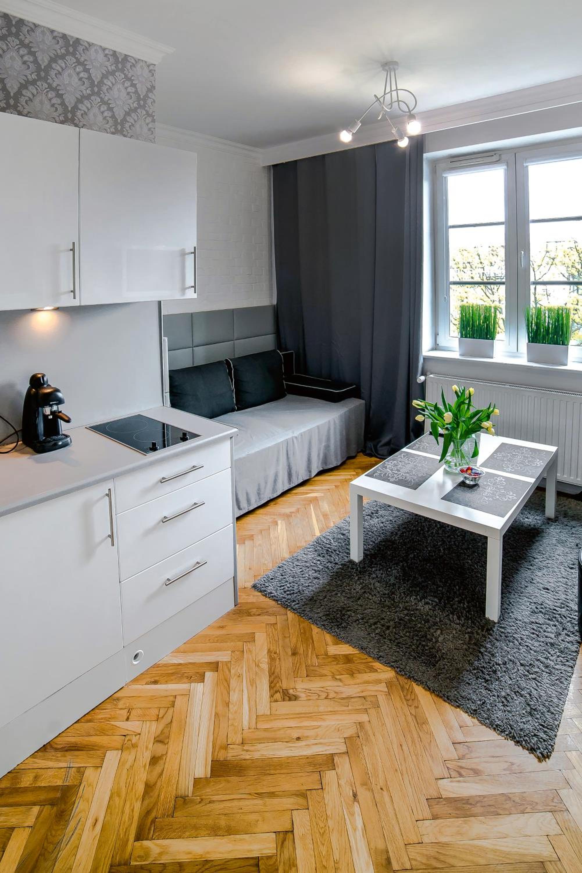 Superior One-Bedroom Apartment with Jacuzzi - Photo 4