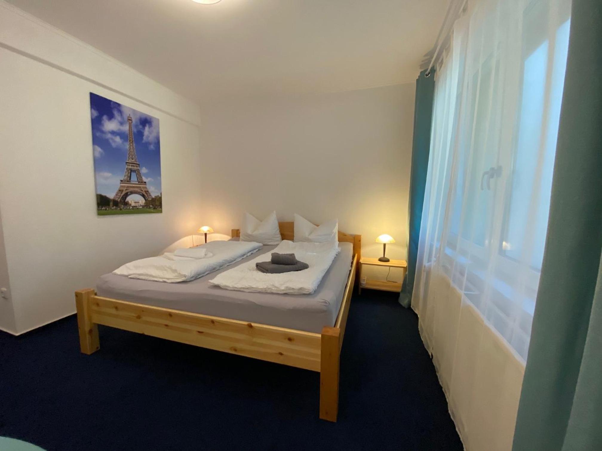 Double Room - Ground Floor photo 2