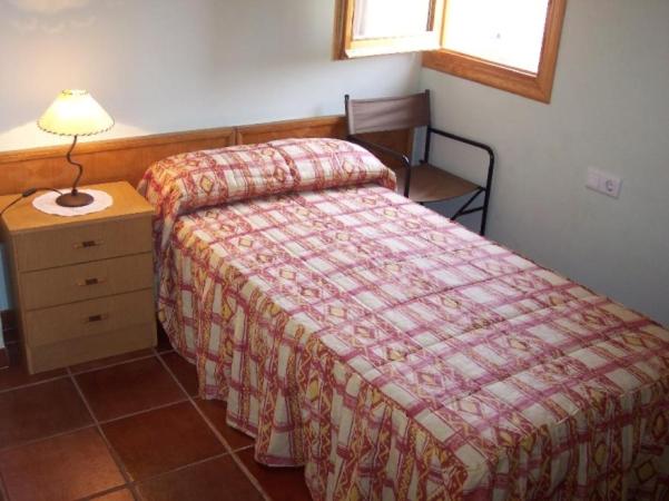Four-Bedroom House - Photo 8