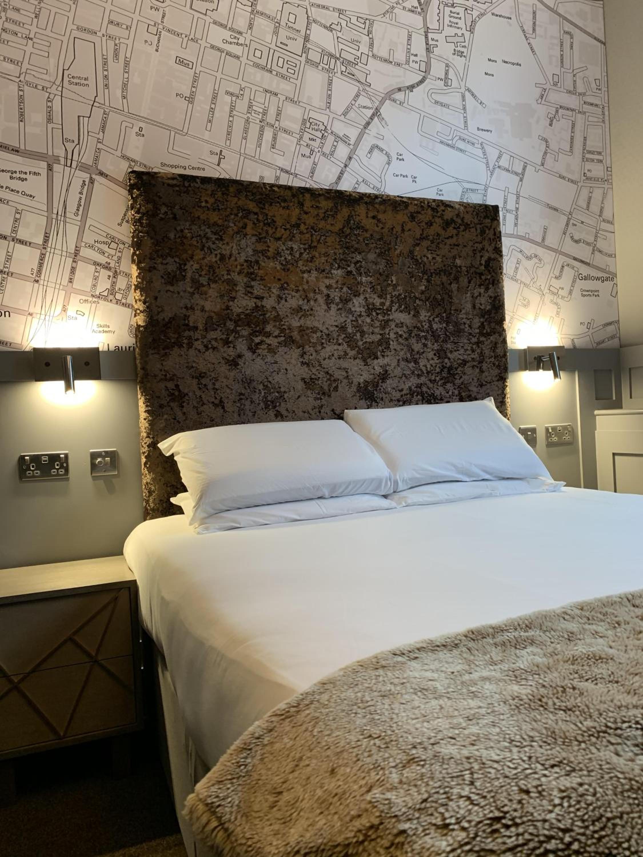 Double Room with Private Bathroom - Photo 1
