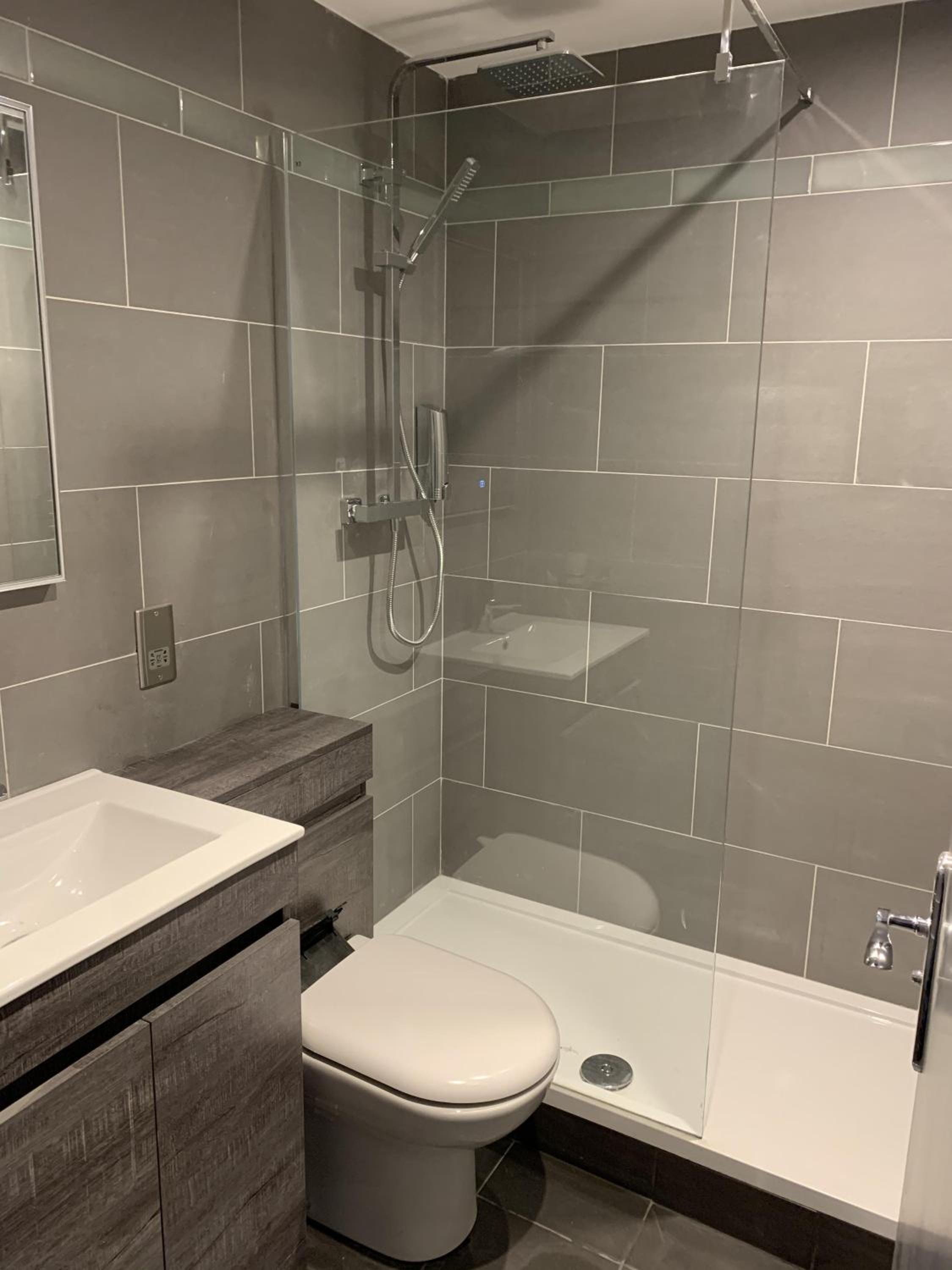 Double Room with Private Bathroom - Photo 3