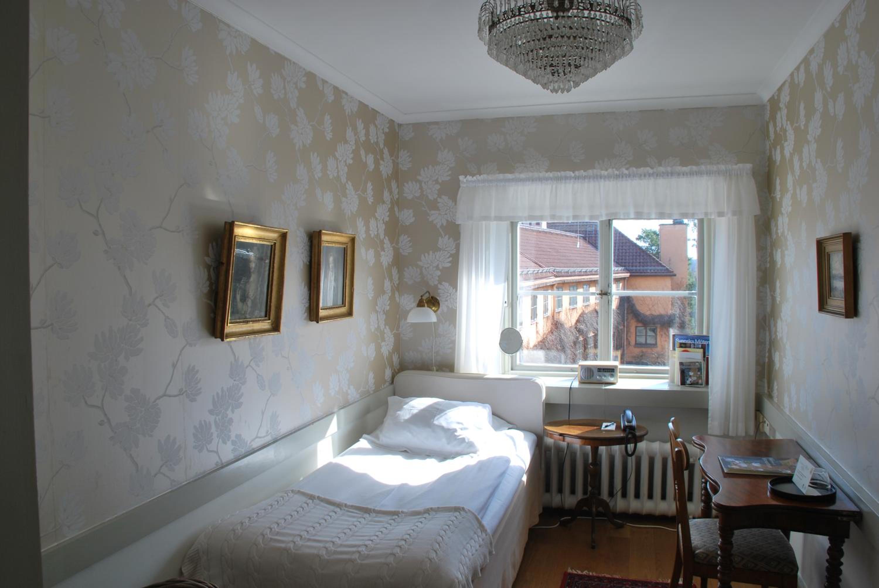 Single Room photo 3
