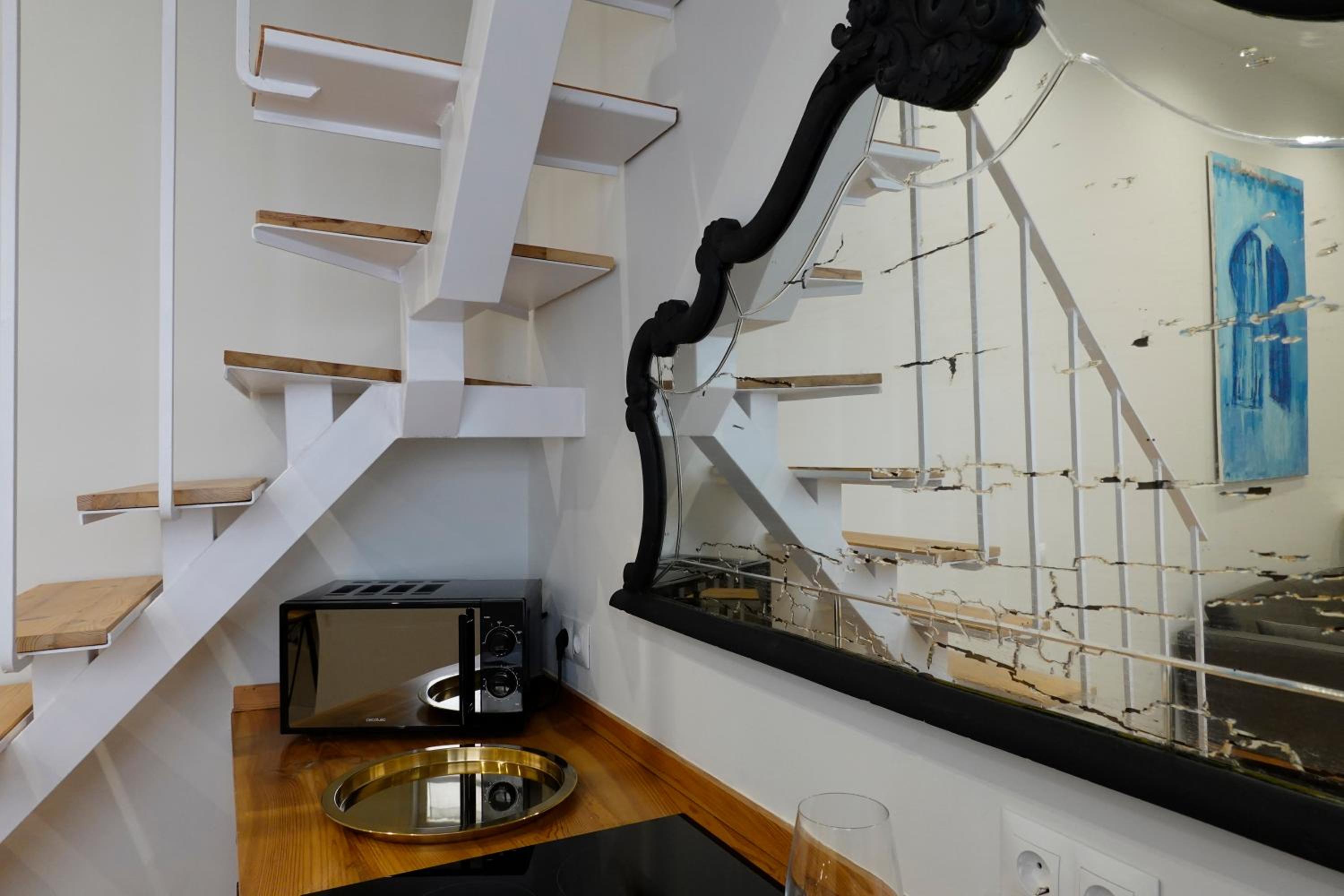 Duplex Suite - Photo 11