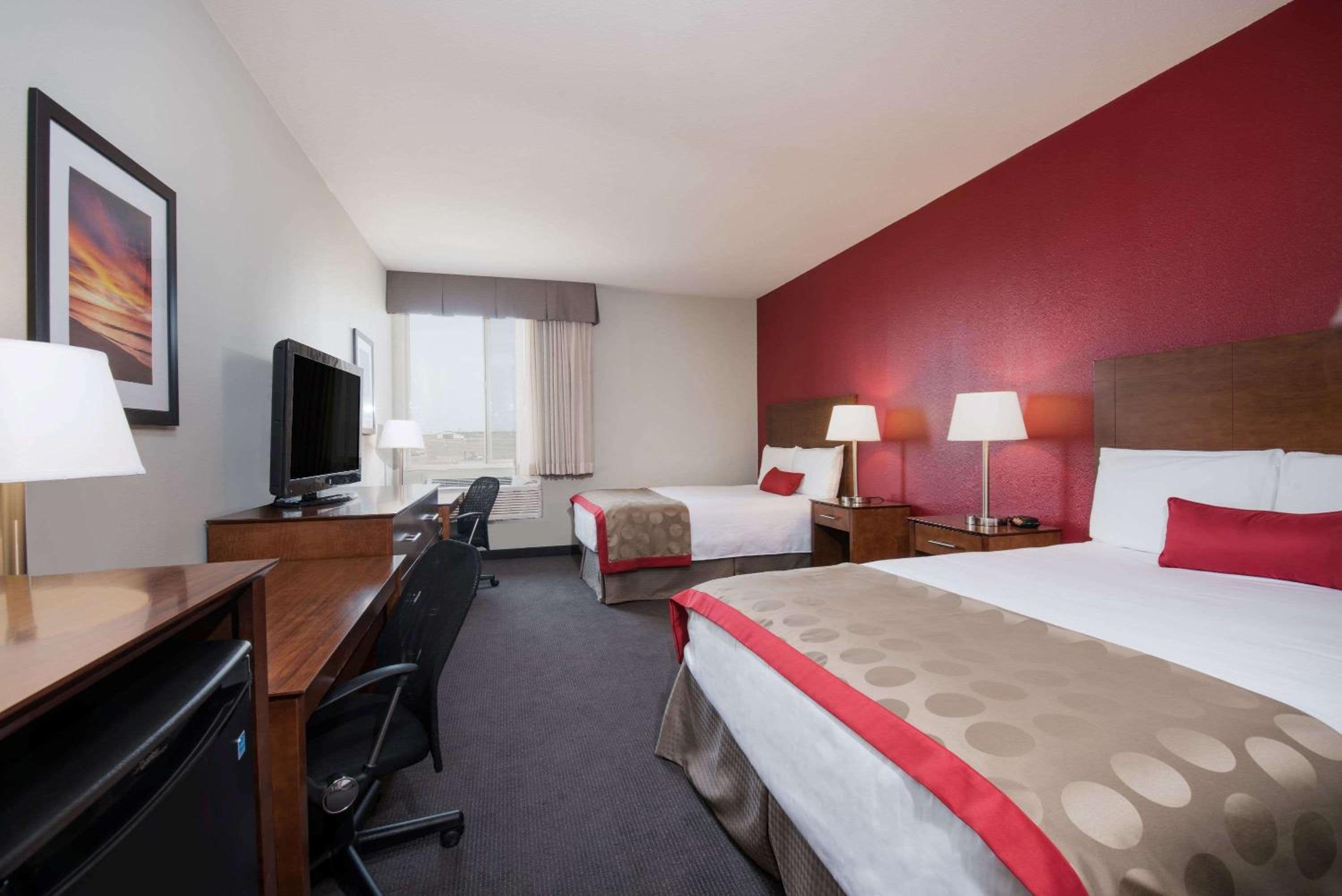 Double Room with Two Double Beds - Non-Smoking