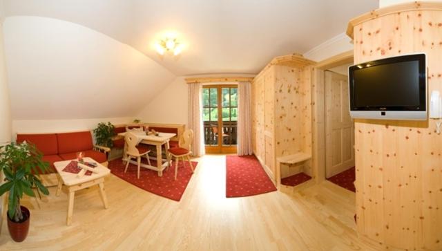 Apartment with Balcony (4 Adults) photo 1
