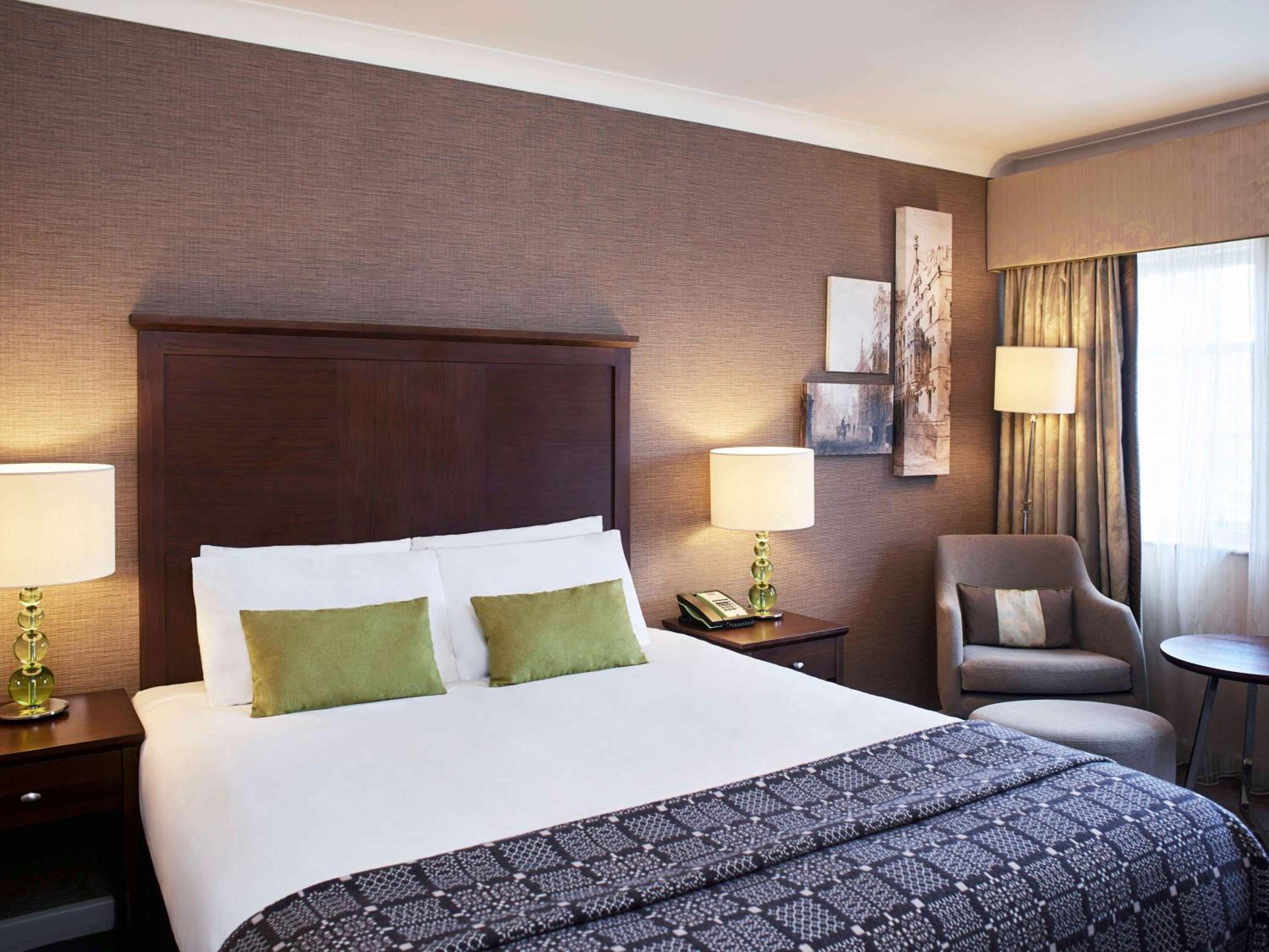 Accessible Classic Room with One Double or Two single Beds - Photo 1