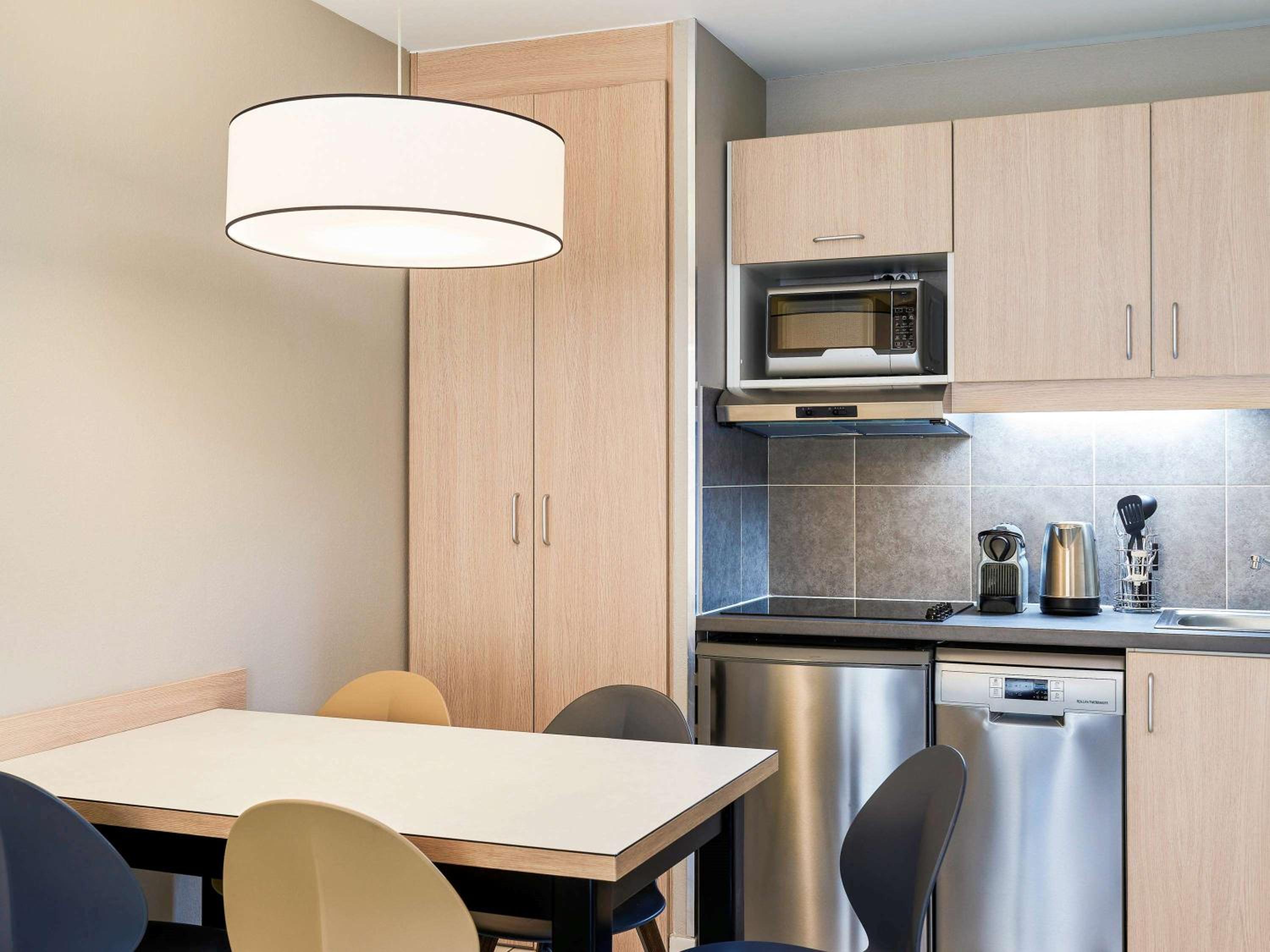 Superior One-Bedroom Apartment (4 Adults) photo 3